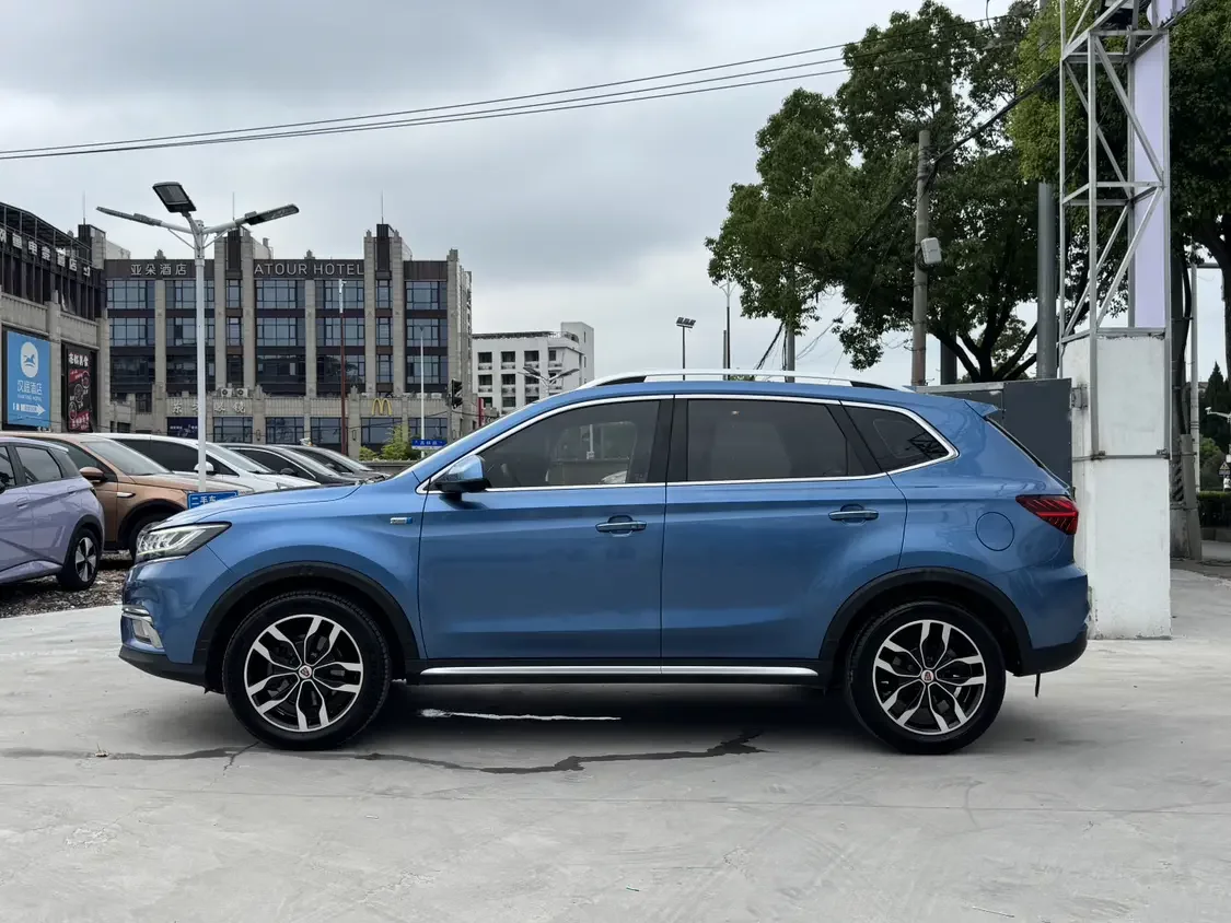 Roewe RX5