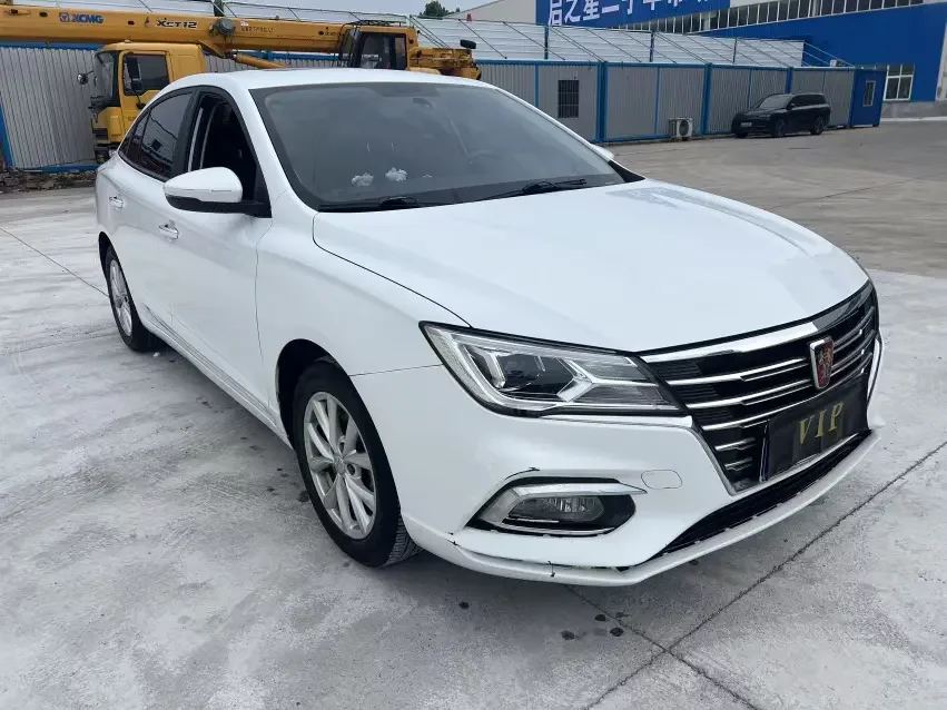 Roewe i5