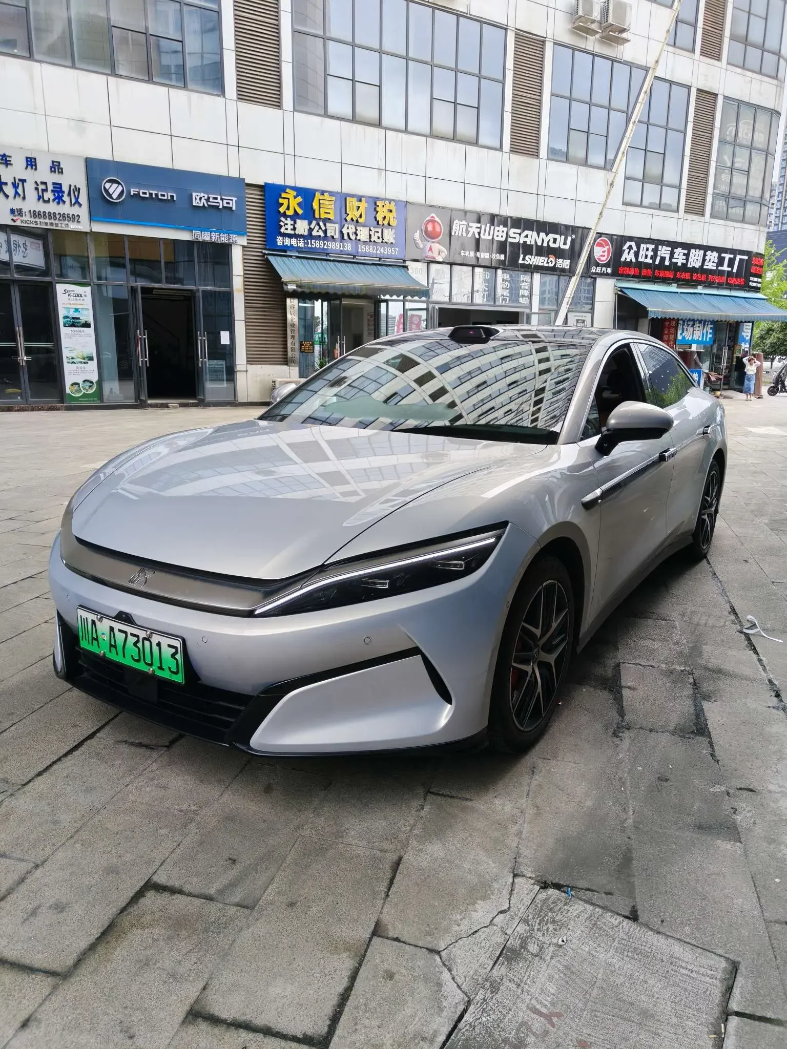 BYD Han L EV