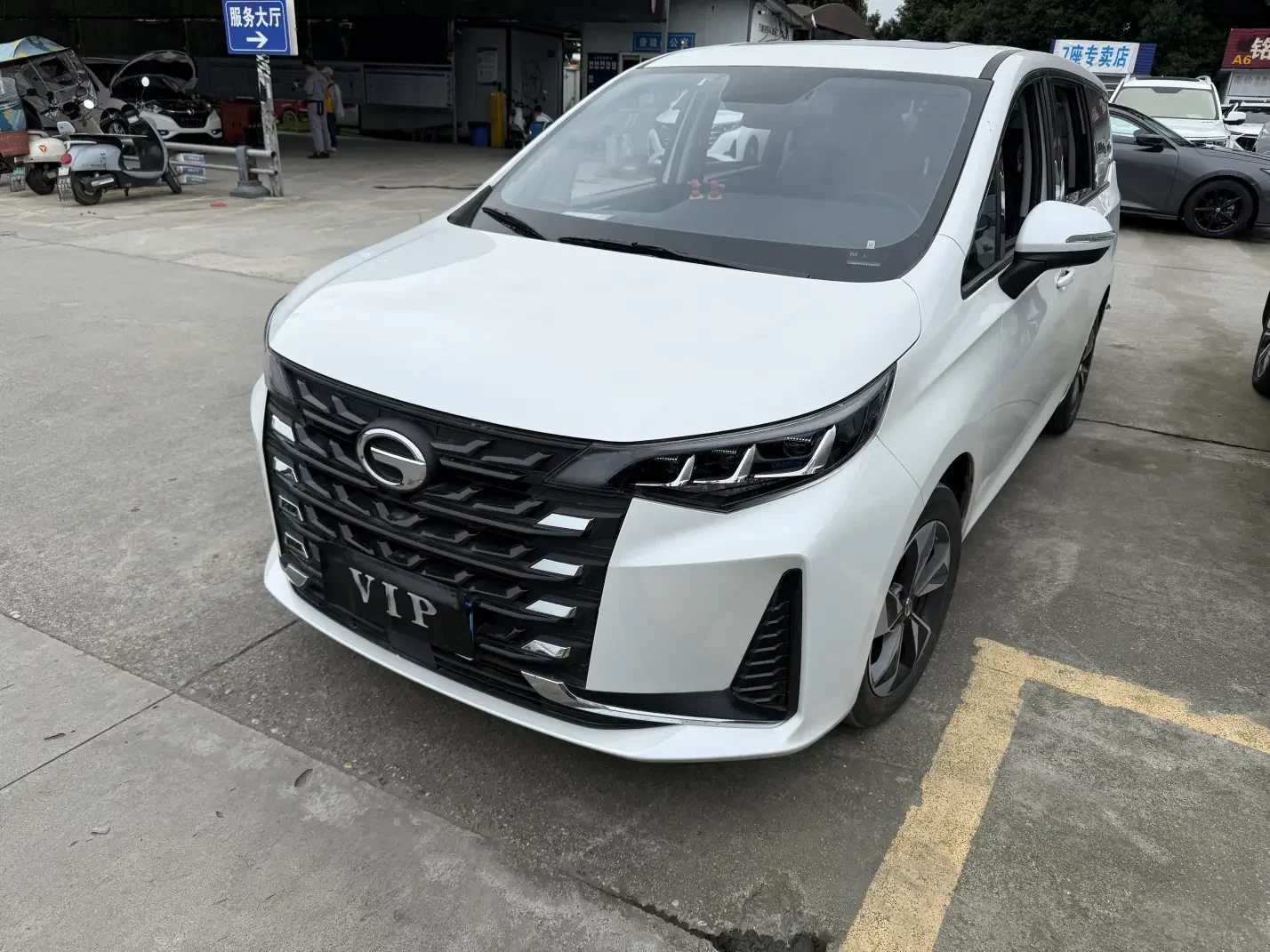GAC Trumpchi M6