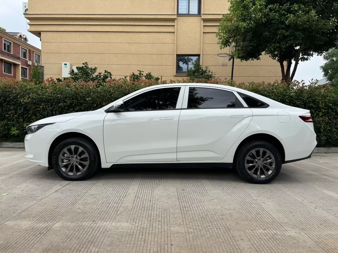 Geely Geometry A