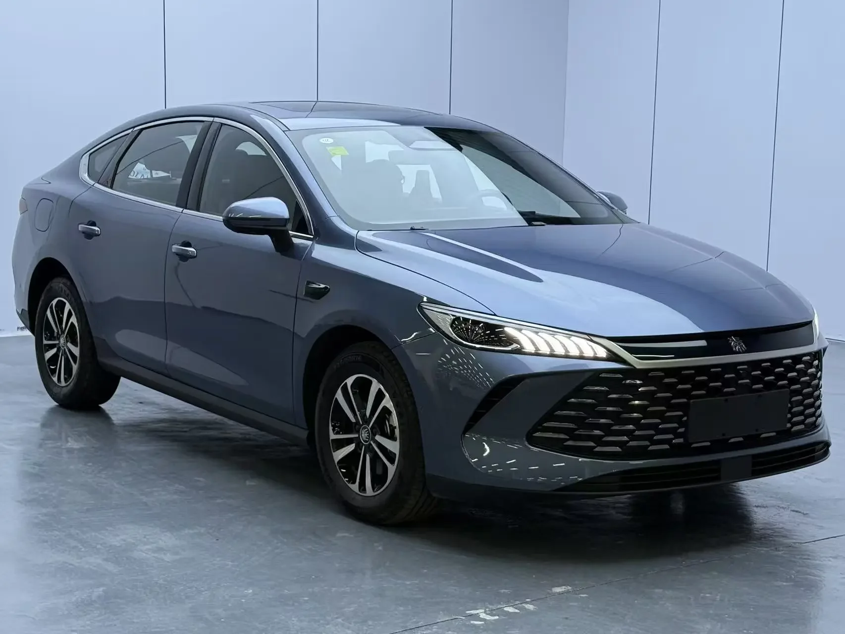 BYD Qin PLUS DM