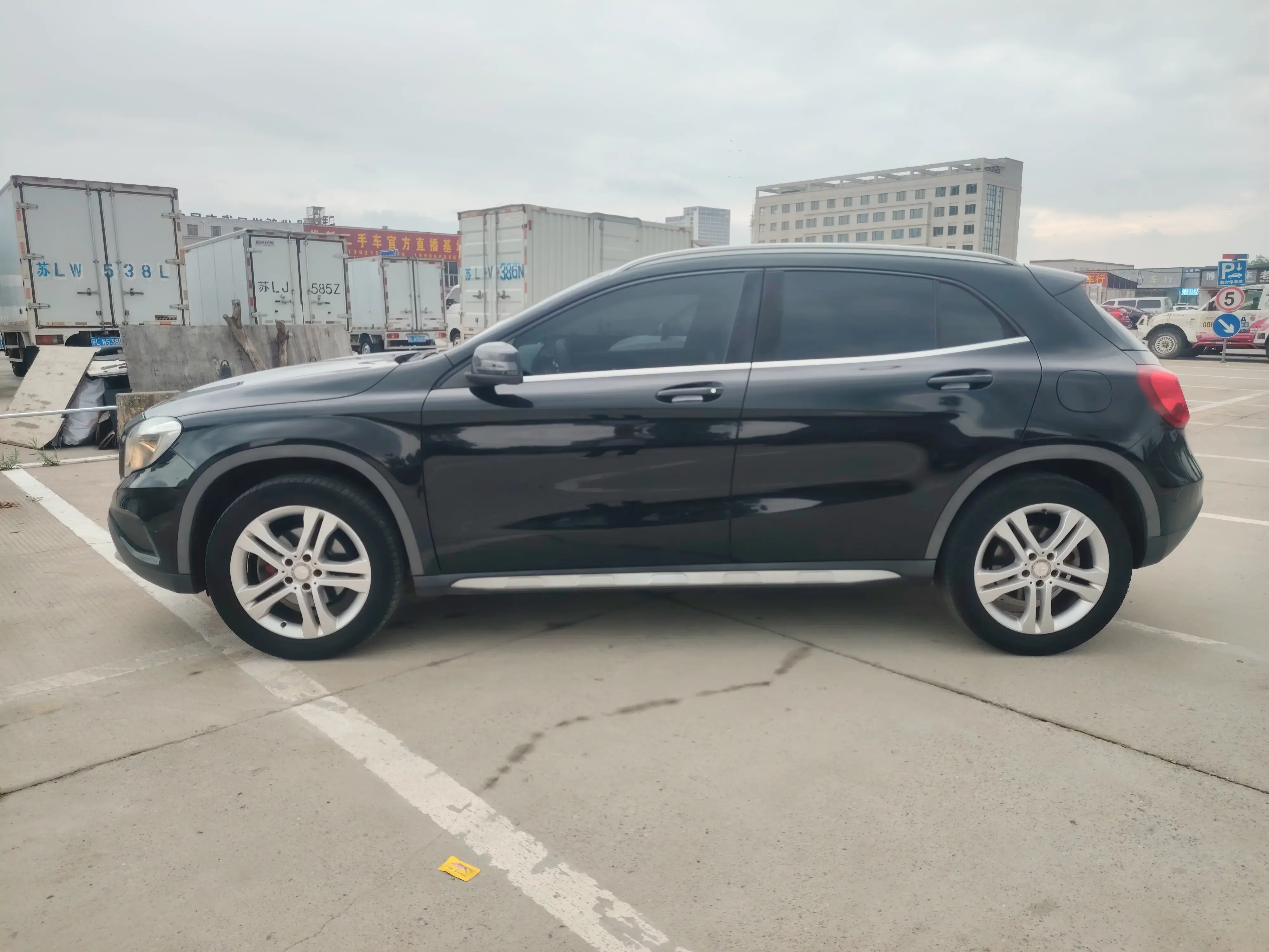 Mercedes-Benz GLA