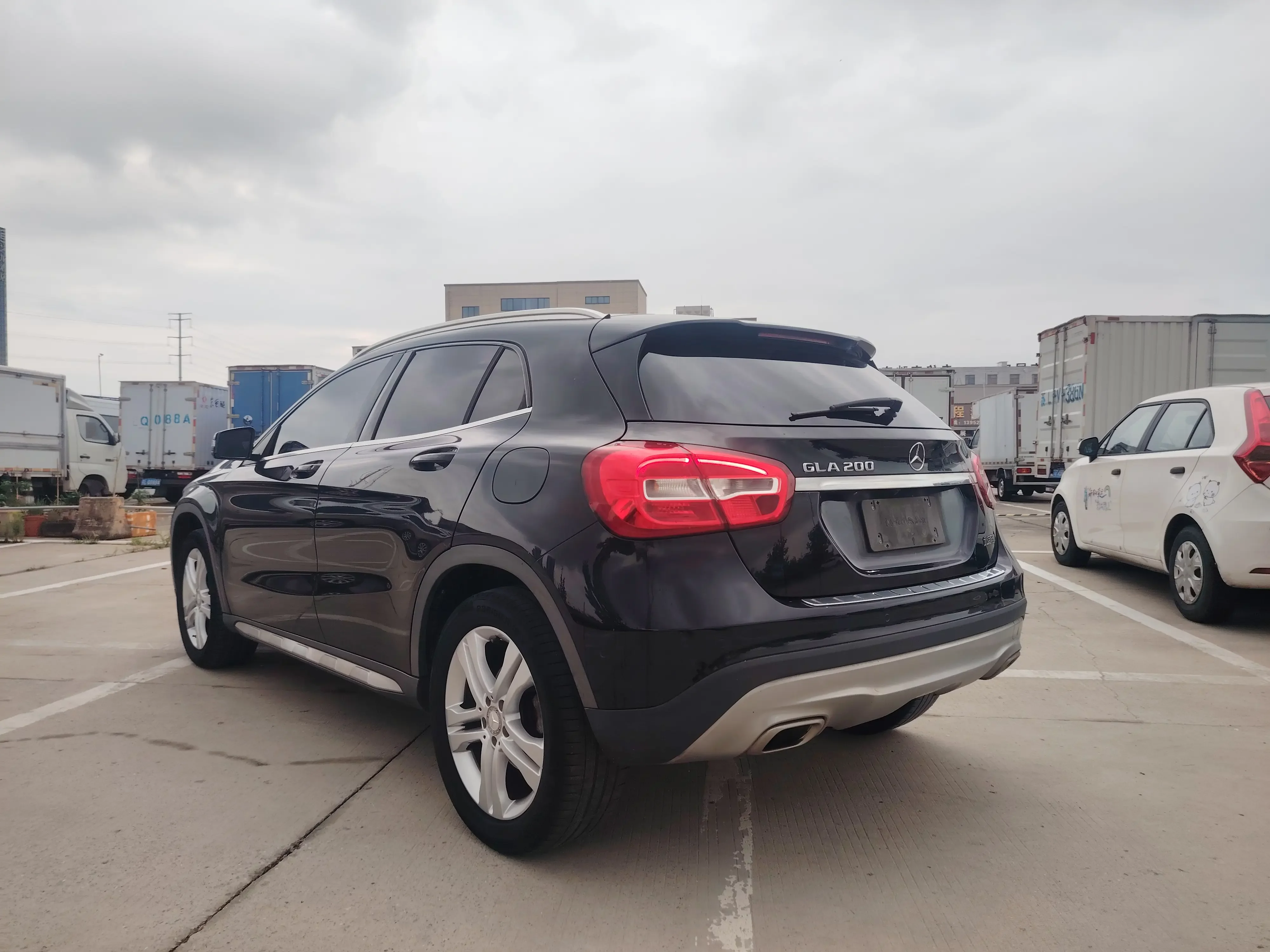 Mercedes-Benz GLA