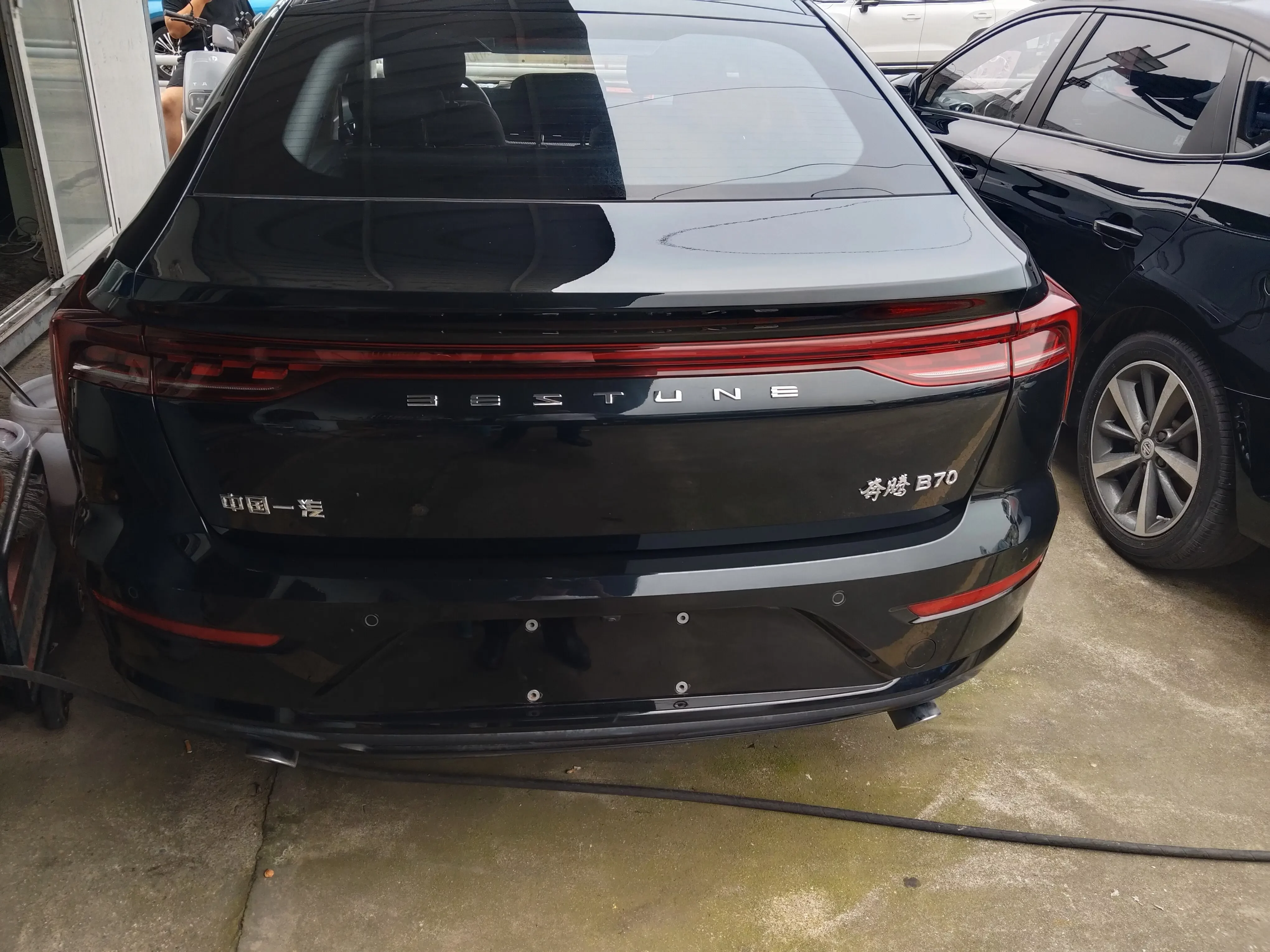 FAW Bestune B70