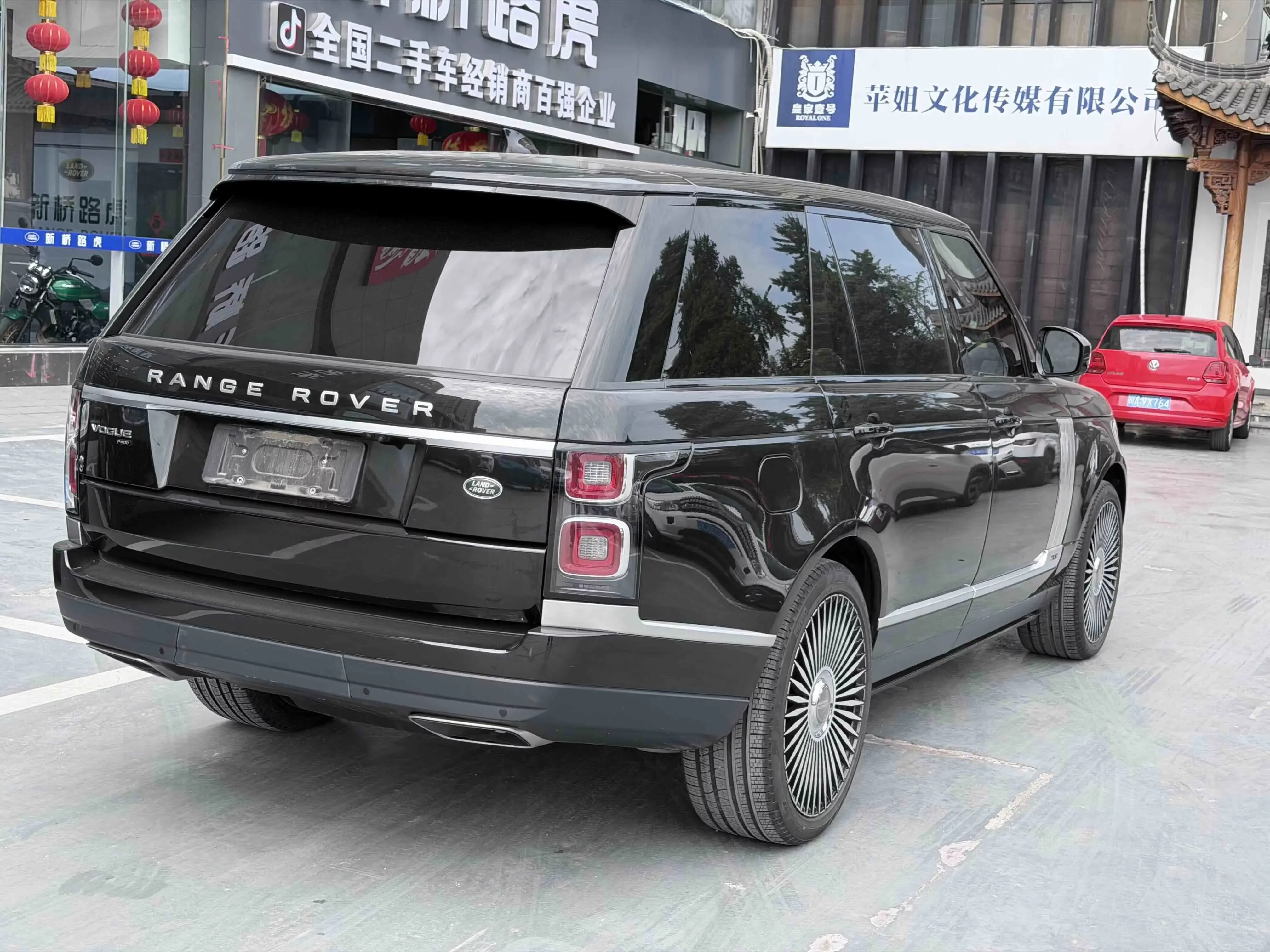 Land Rover range rover