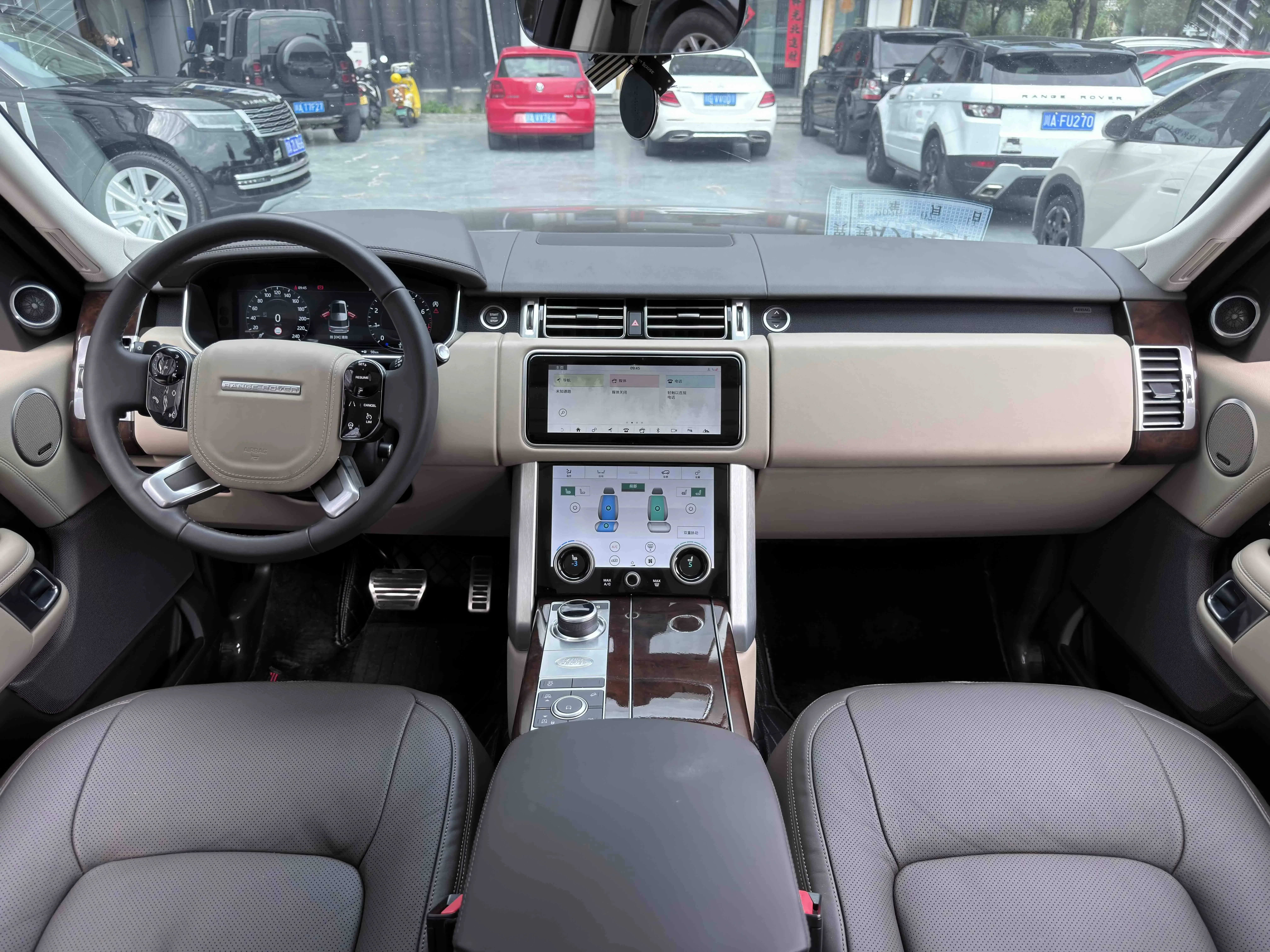 Land Rover range rover