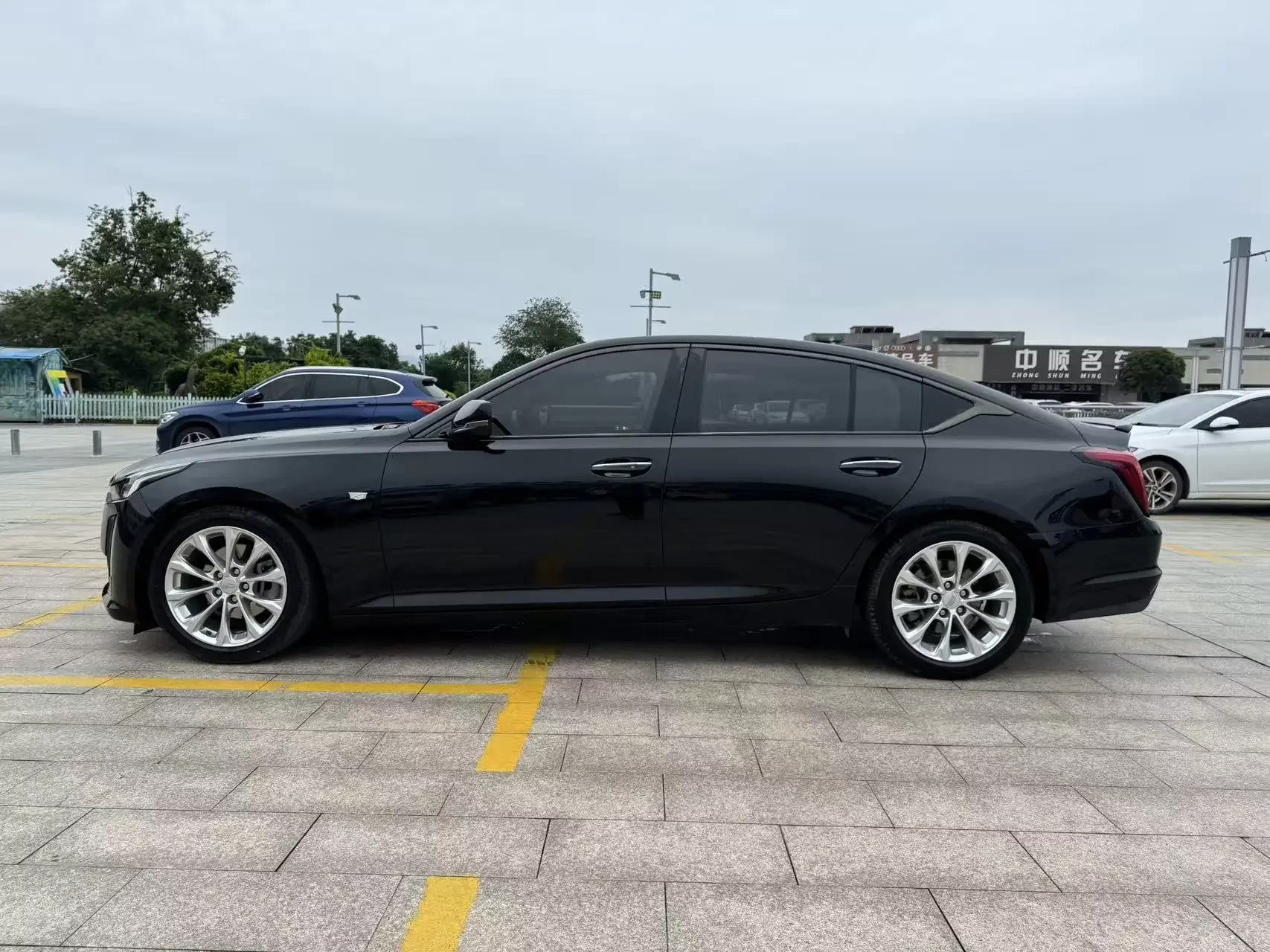 Cadillac CT5