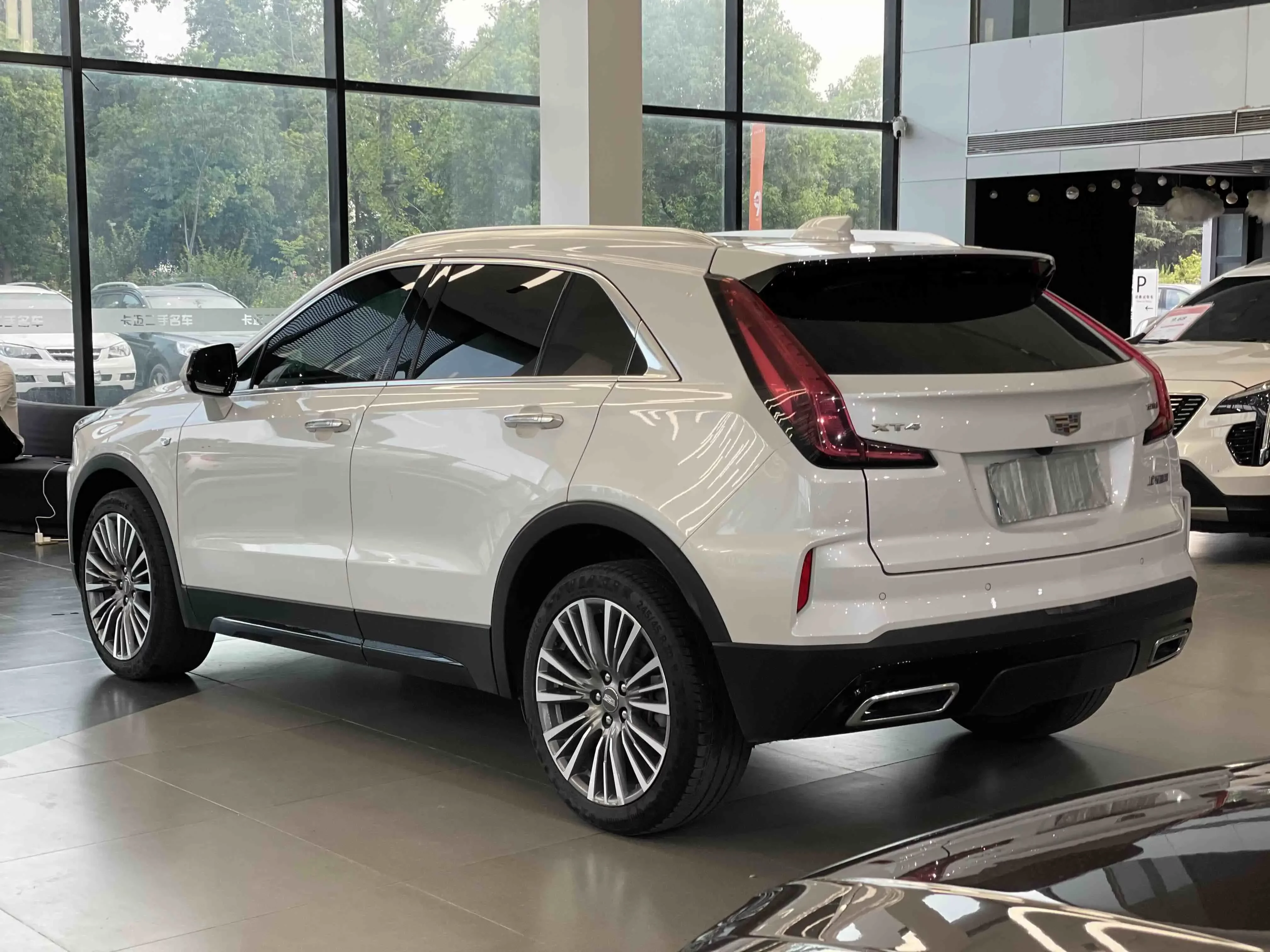 Cadillac XT4