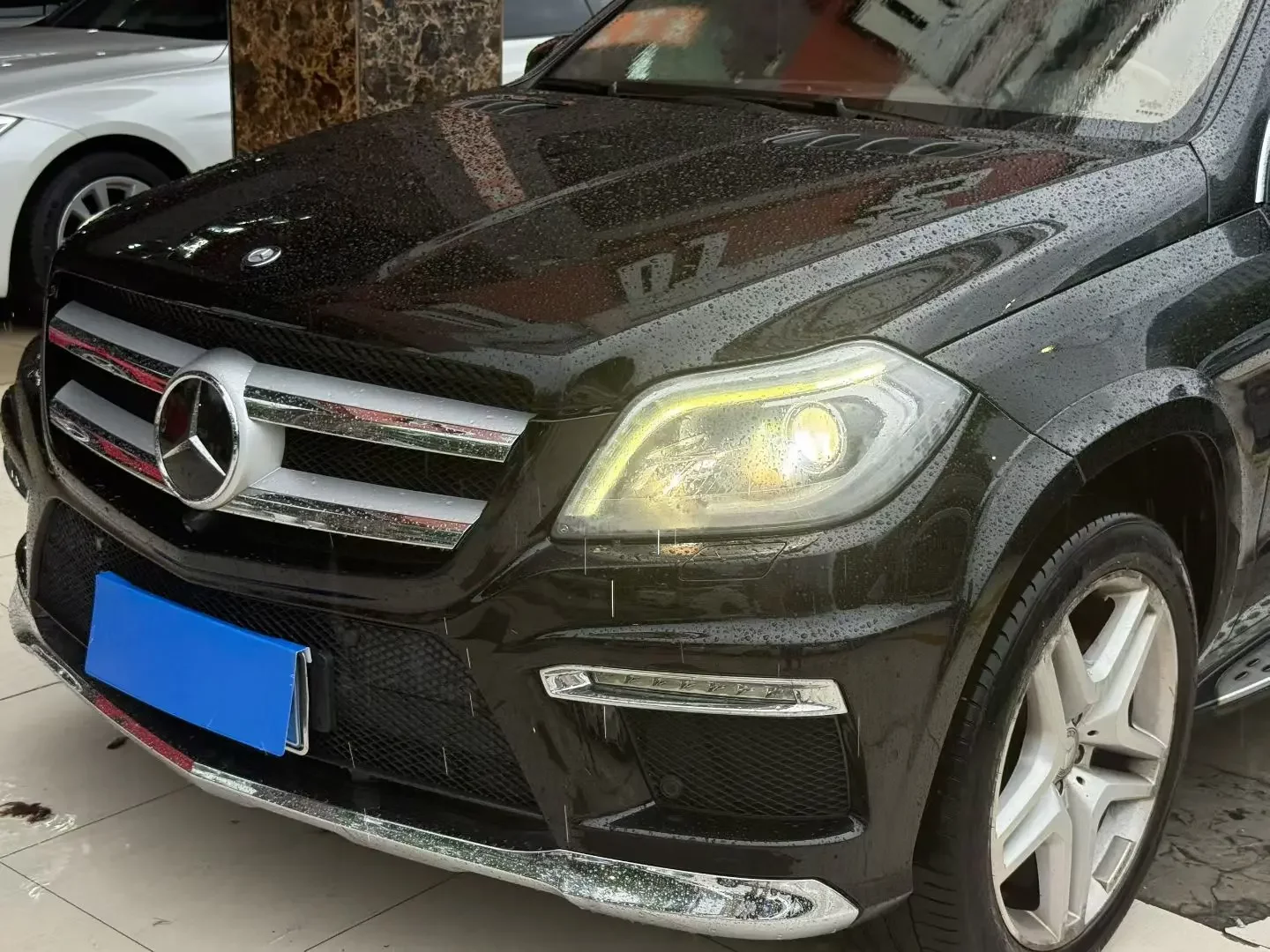Mercedes-Benz GL Class