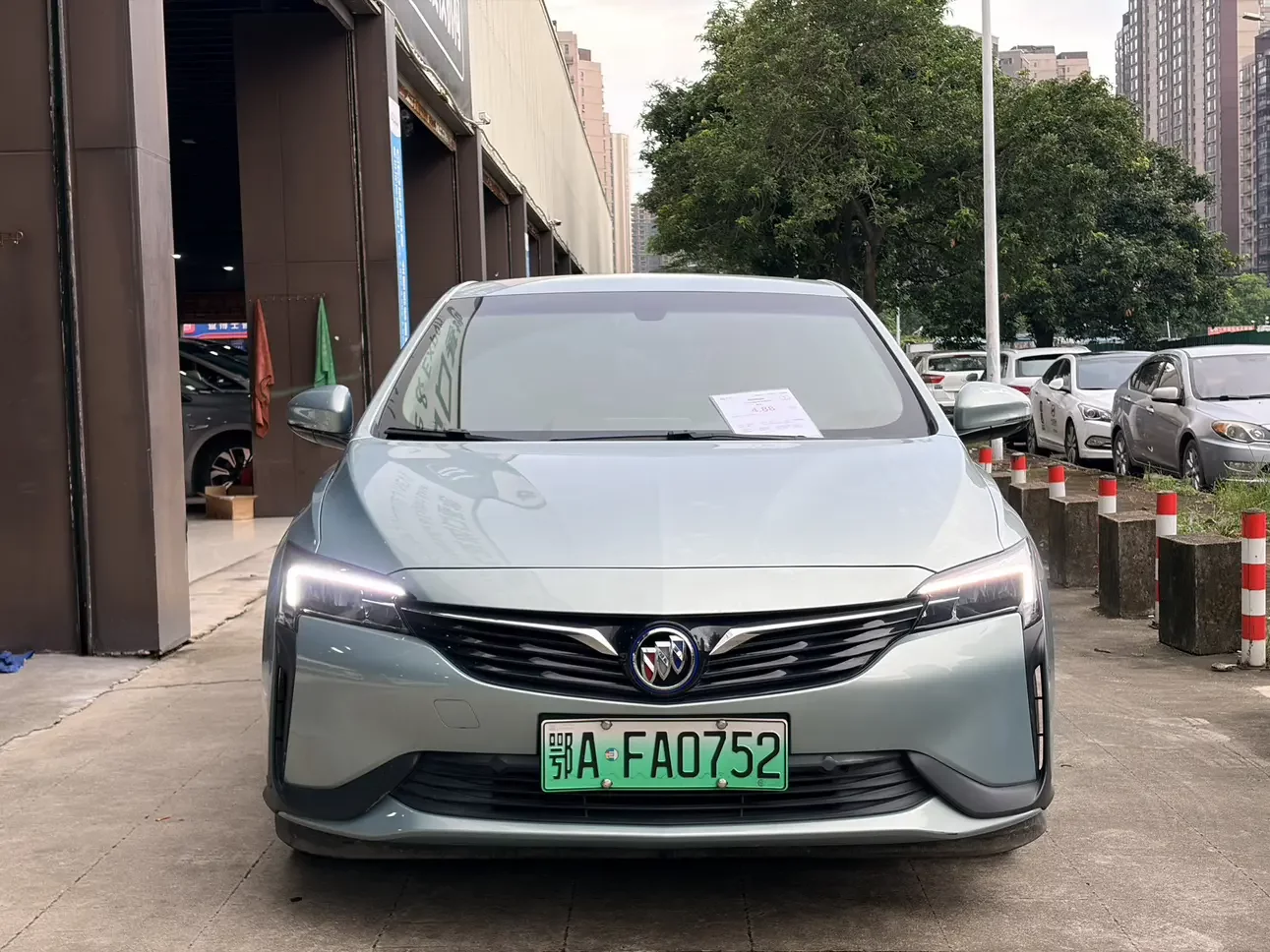 Buick Weilan 6 PHEV
