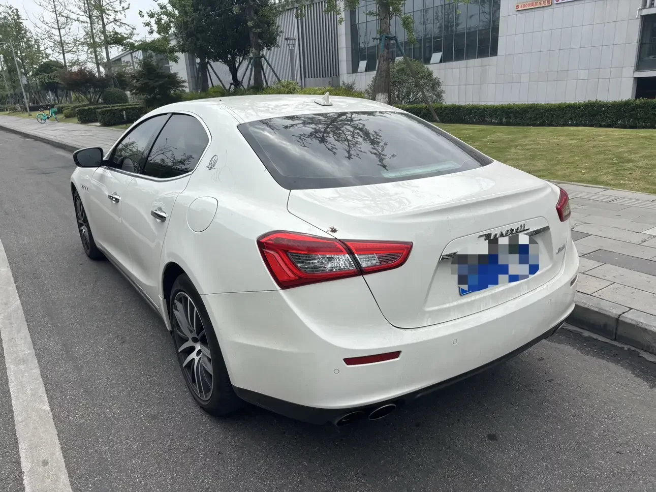 Maserati Ghibli