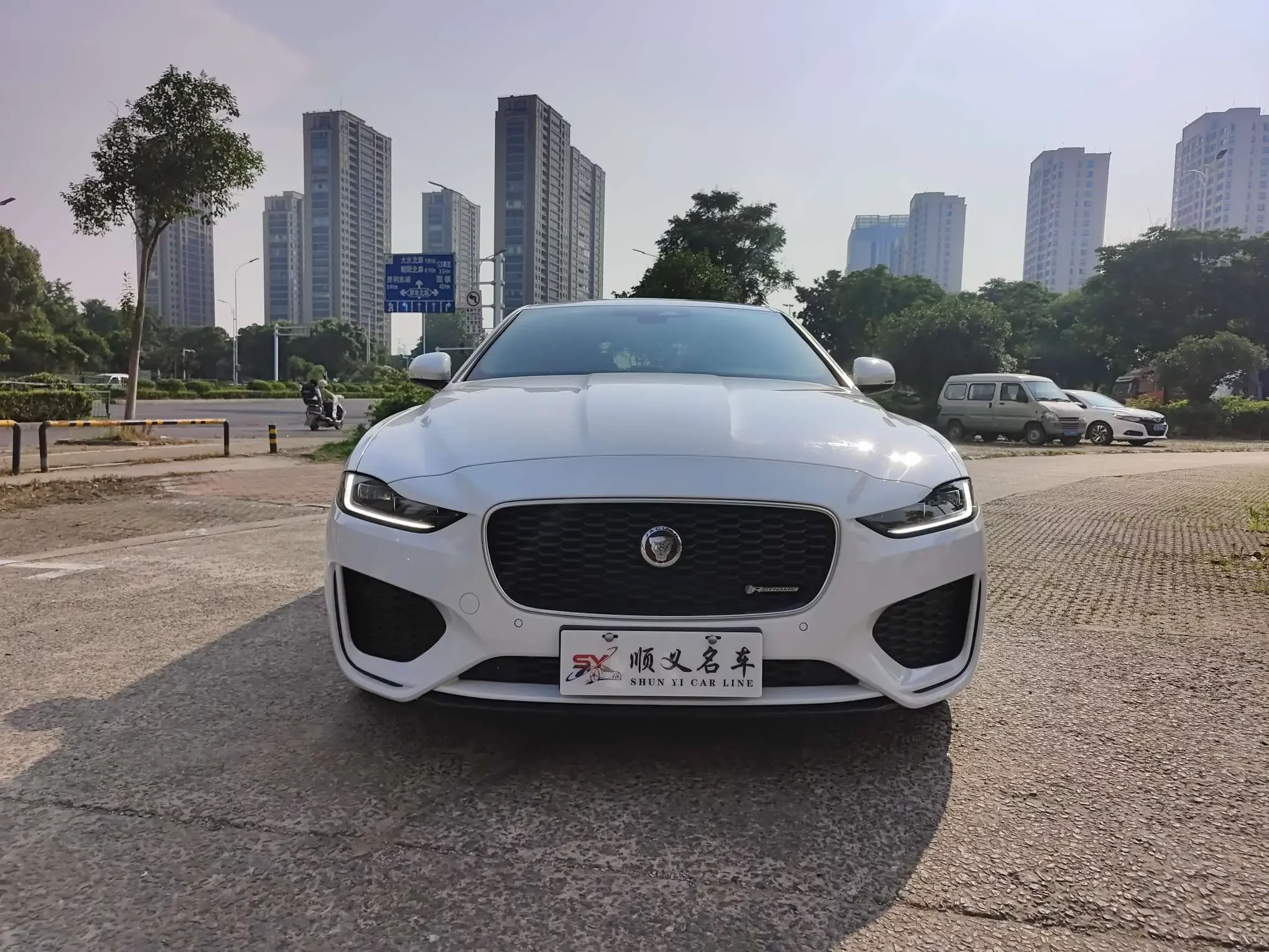 Jaguar XEL