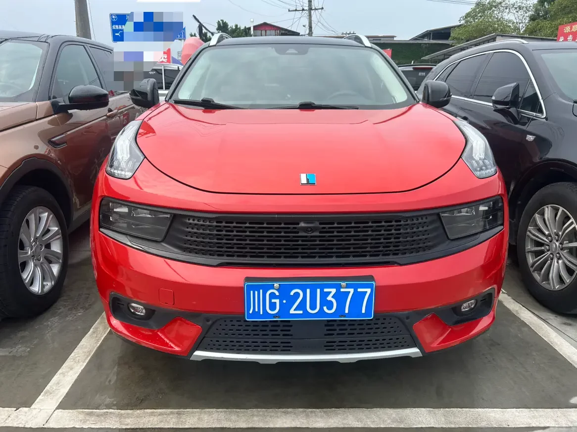 Lynk & Co 01