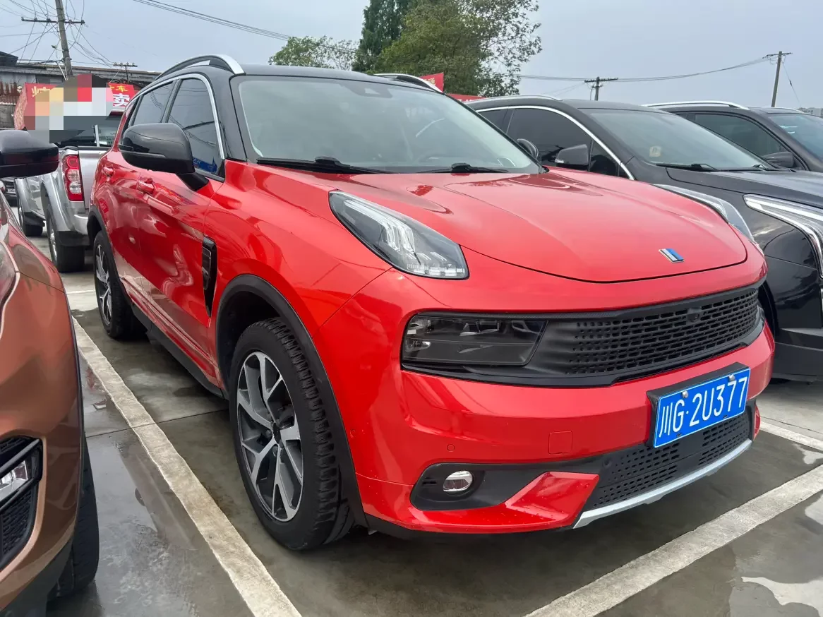 Lynk & Co 01