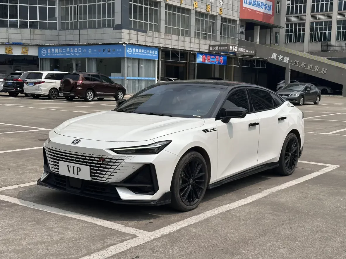 Changan UNI-V
