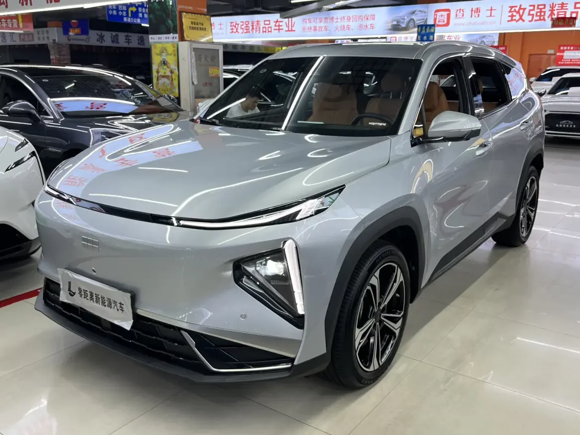 Geely Galaxy L7