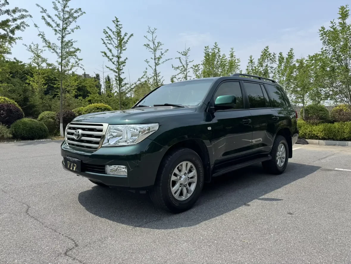 Toyota Land Cruiser  из Китая