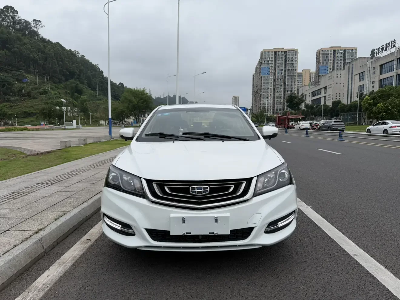 Geely emgrand