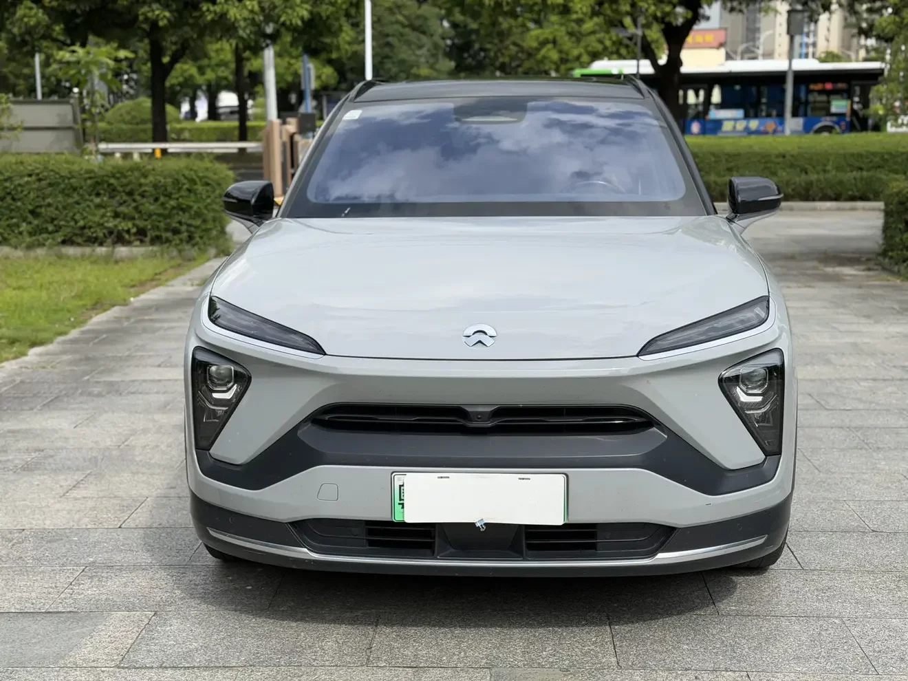 NIO ES6