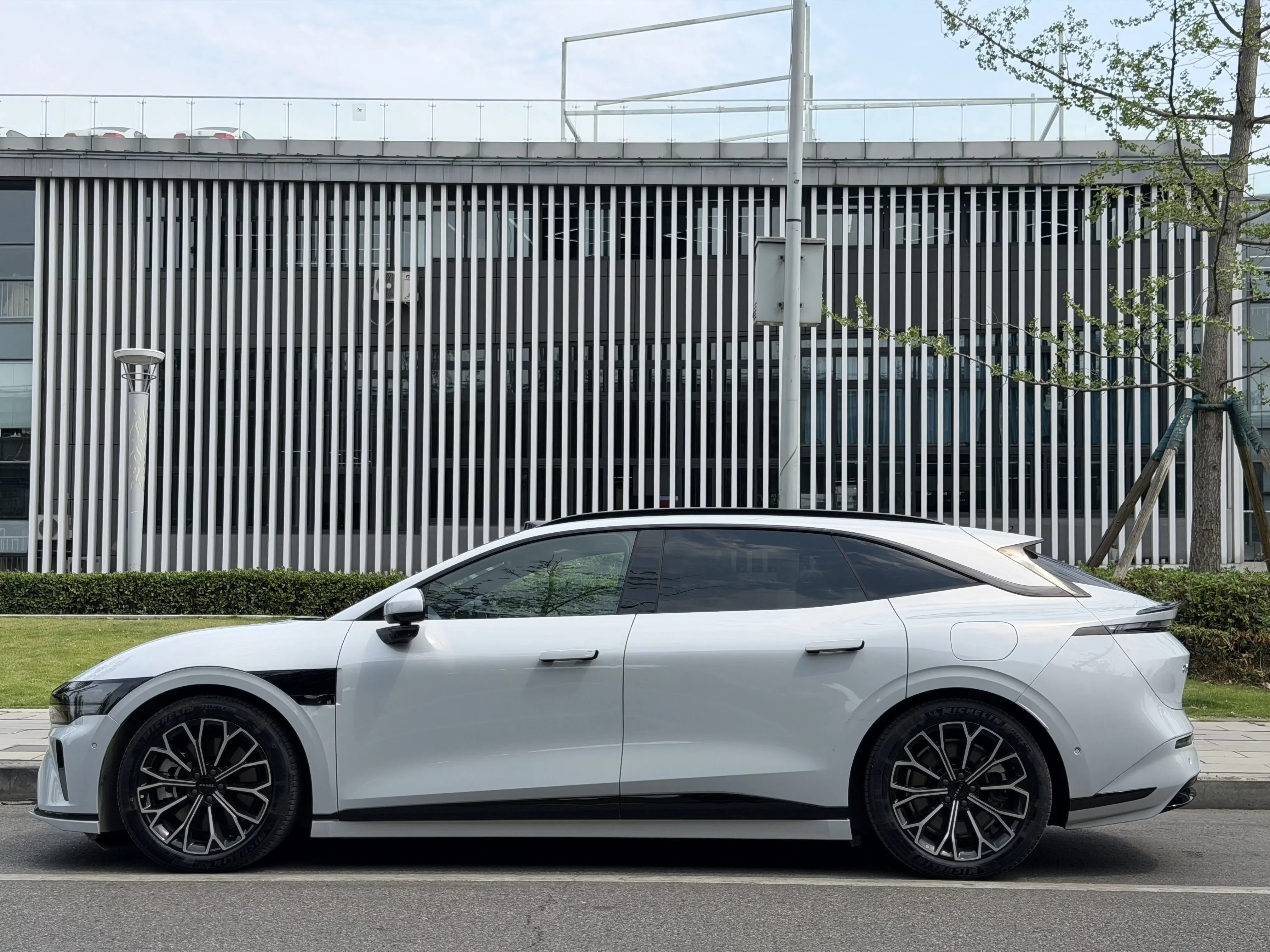 ZEEKR 007GT