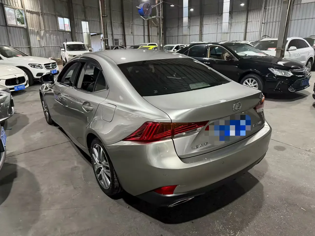 Lexus IS
