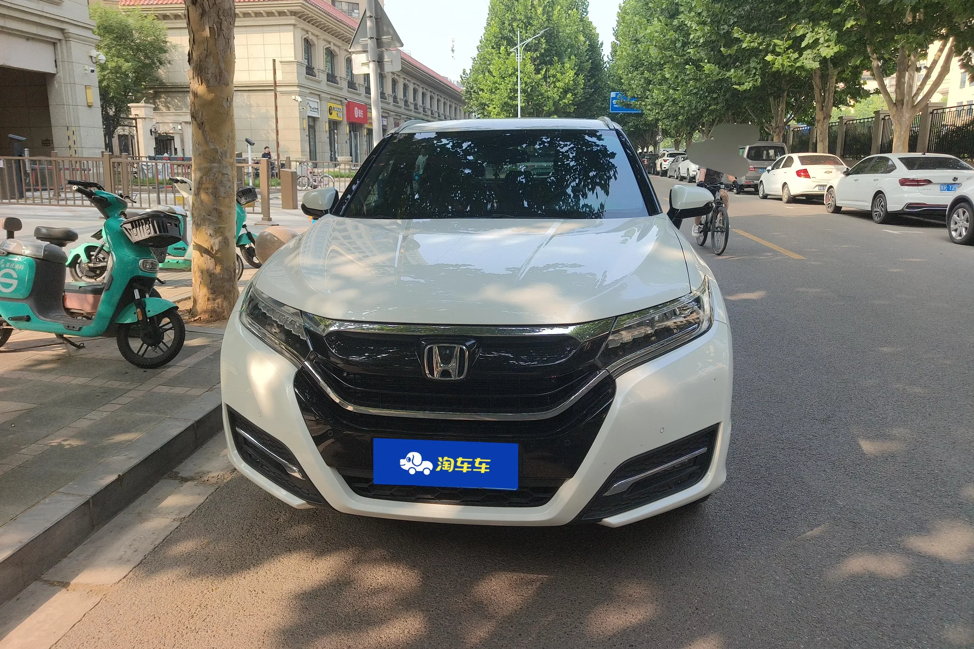 Honda UR-V