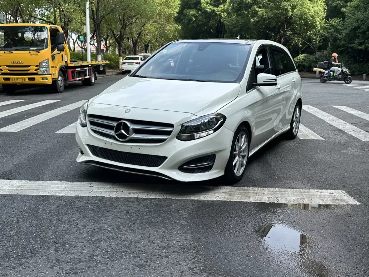 Mercedes-Benz B Class  из Китая
