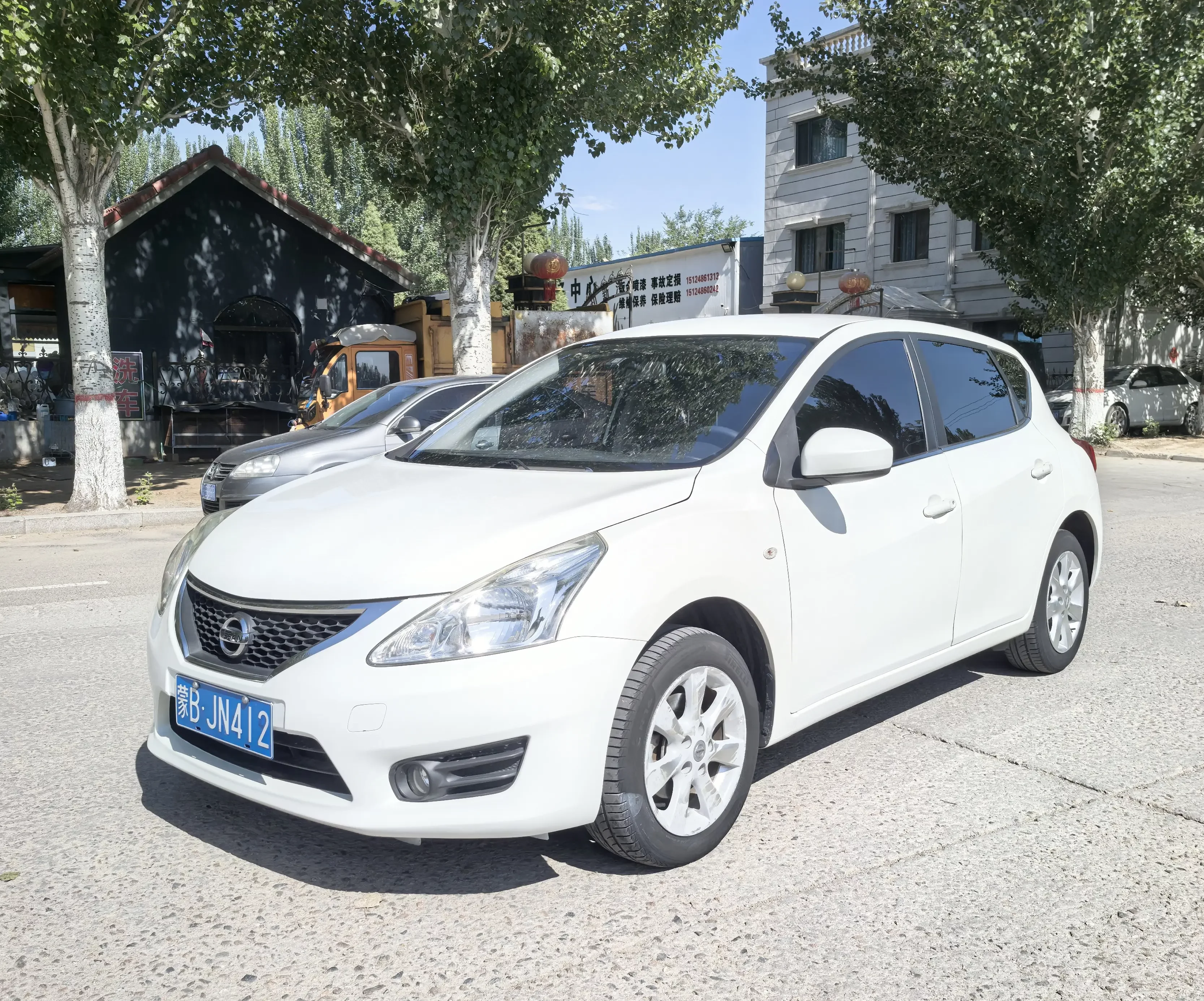 Nissan Tiida