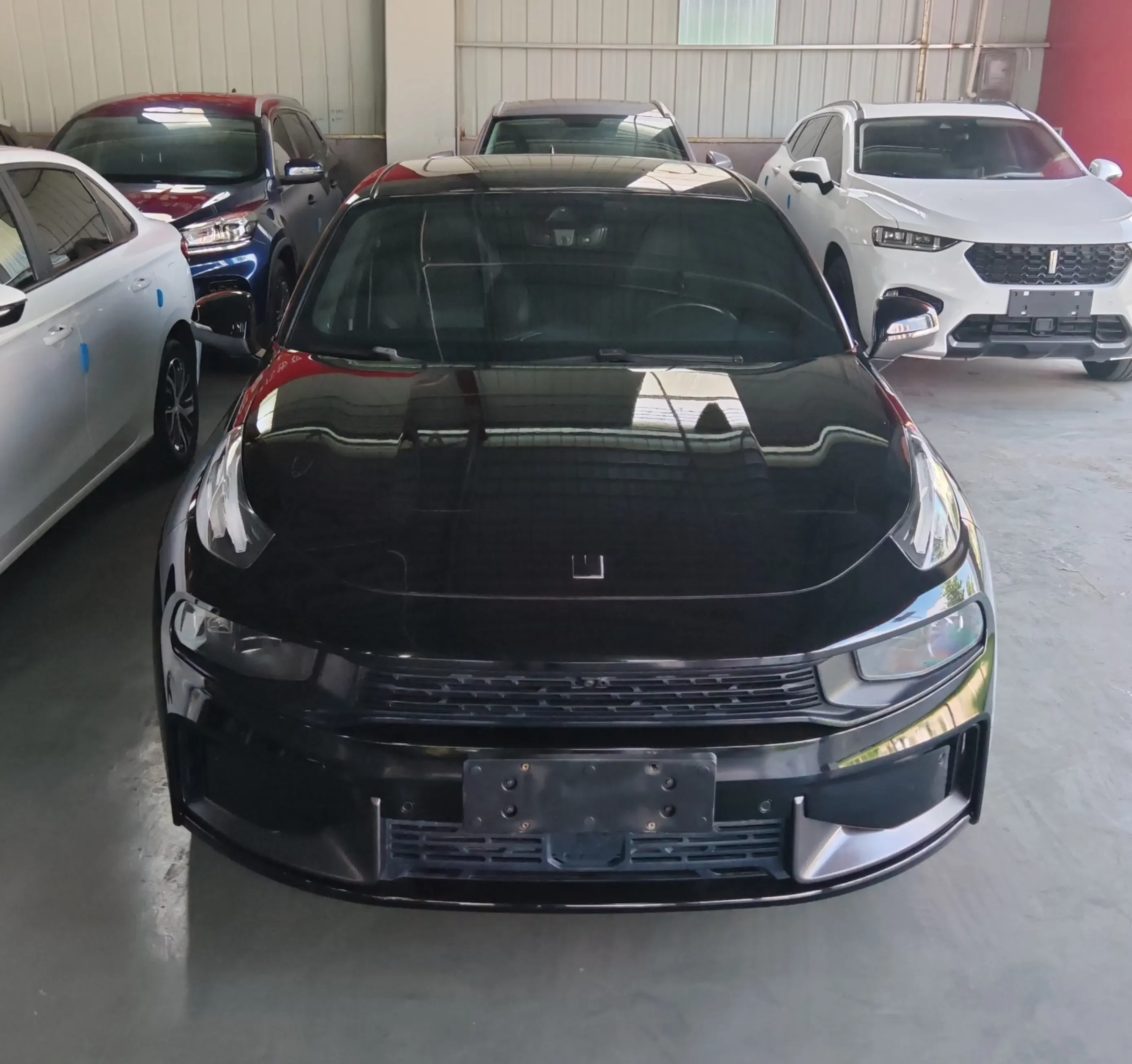 Lynk & Co 03