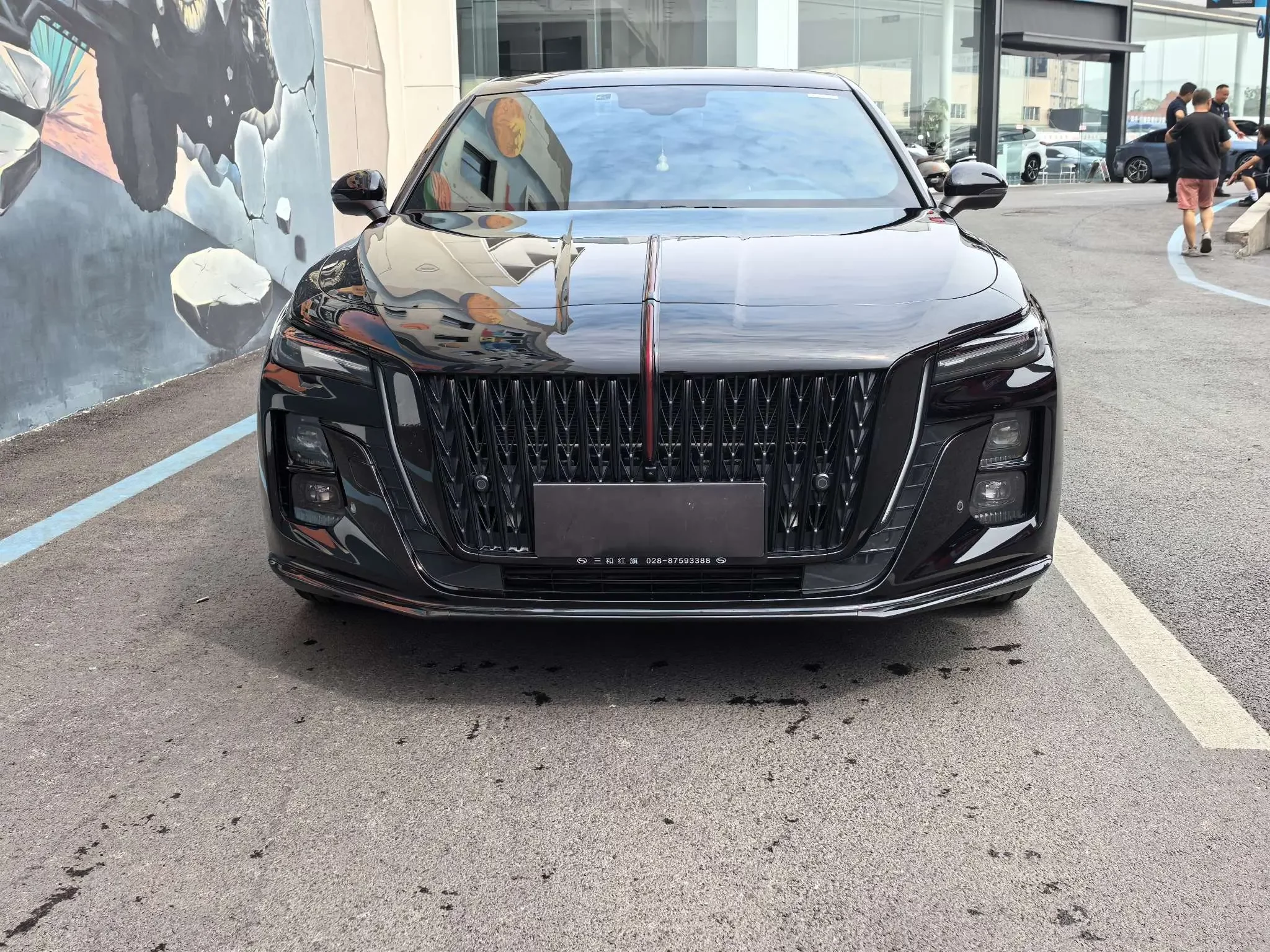 Hongqi H5