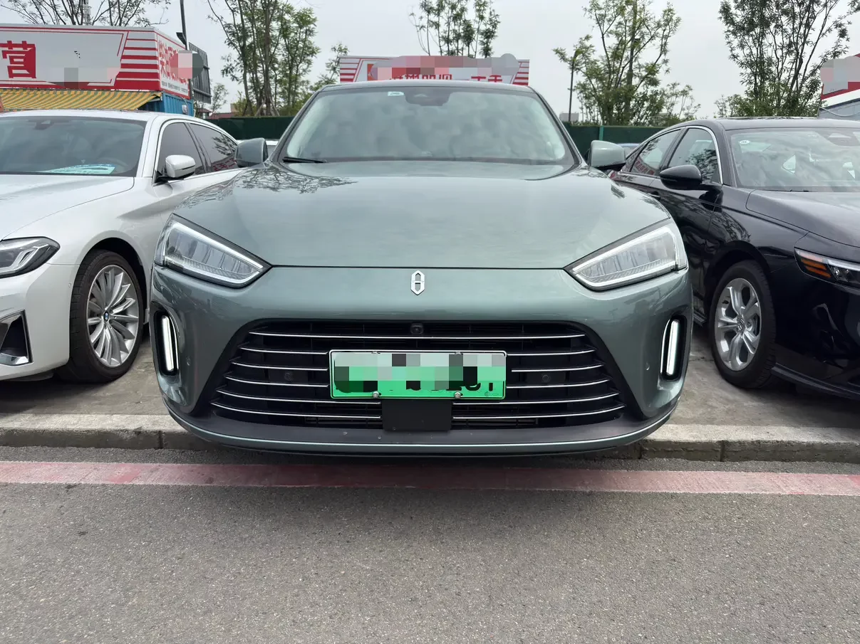AITO M5