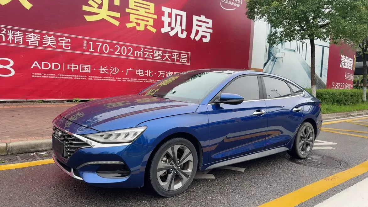 Hyundai Lafesta