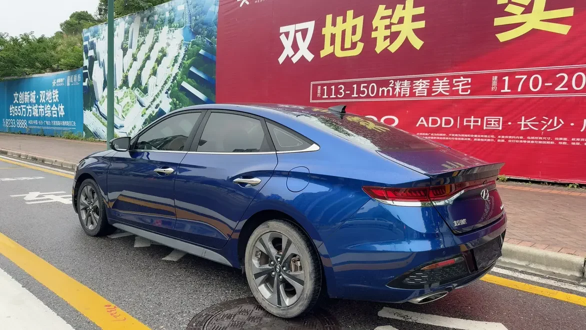 Hyundai Lafesta
