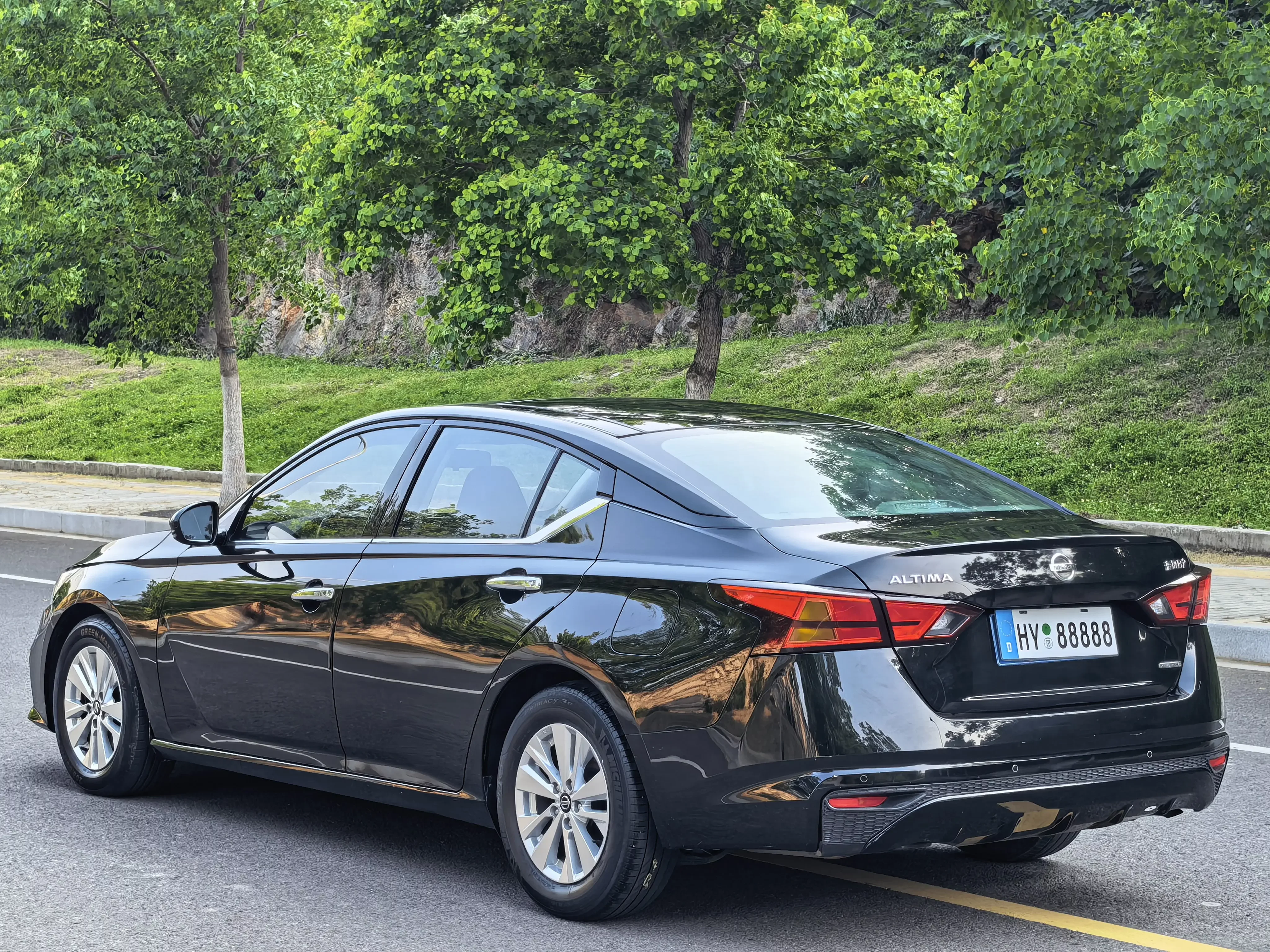 Nissan Altima