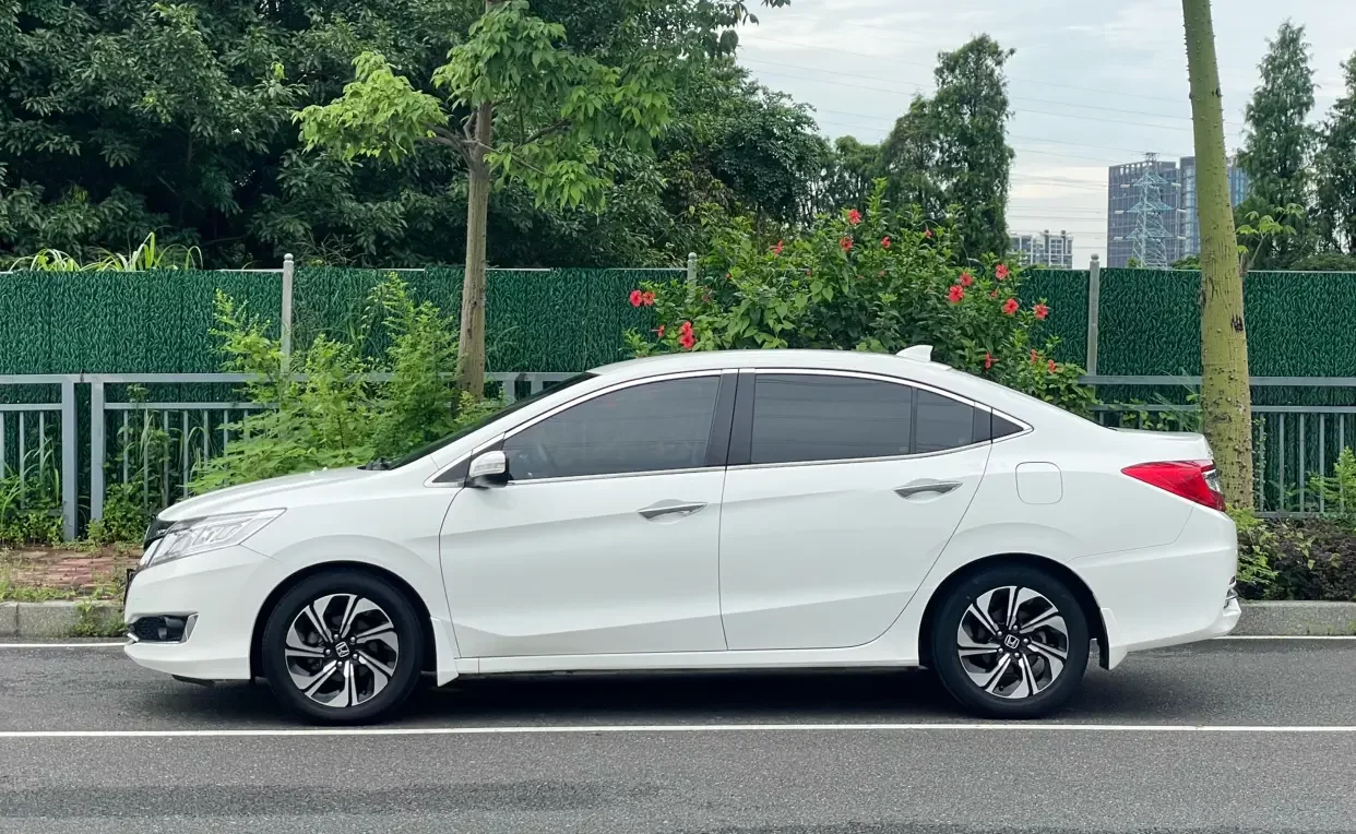 Honda Crider