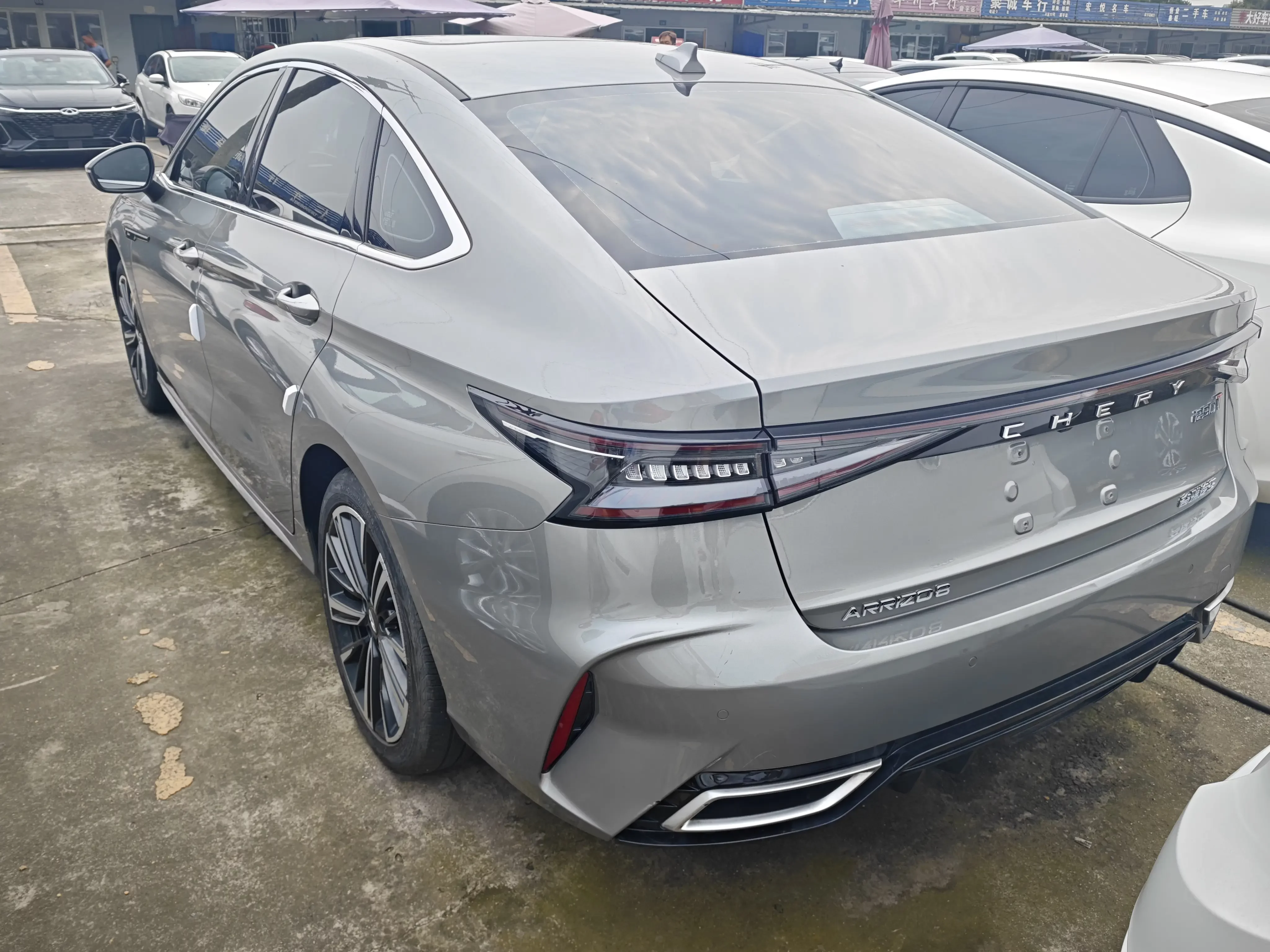 Chery Arrizo 8