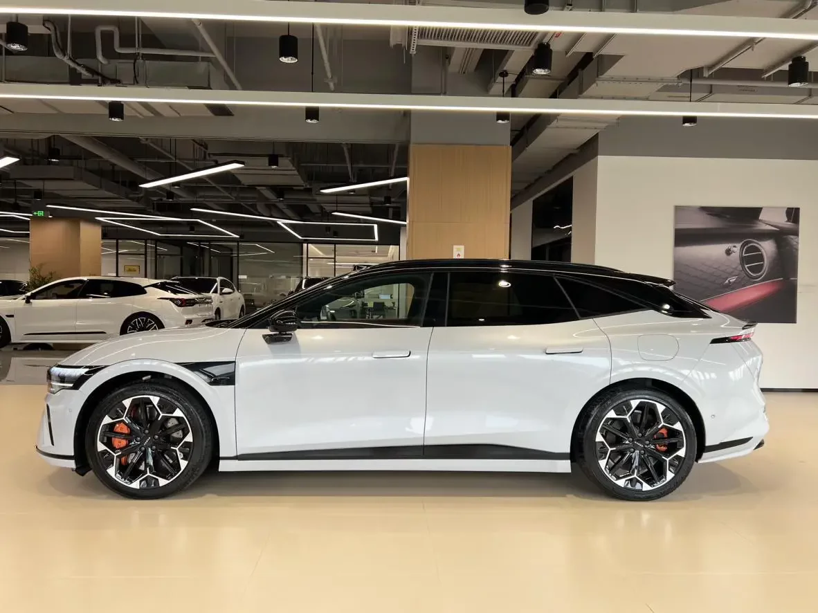 ZEEKR 007GT
