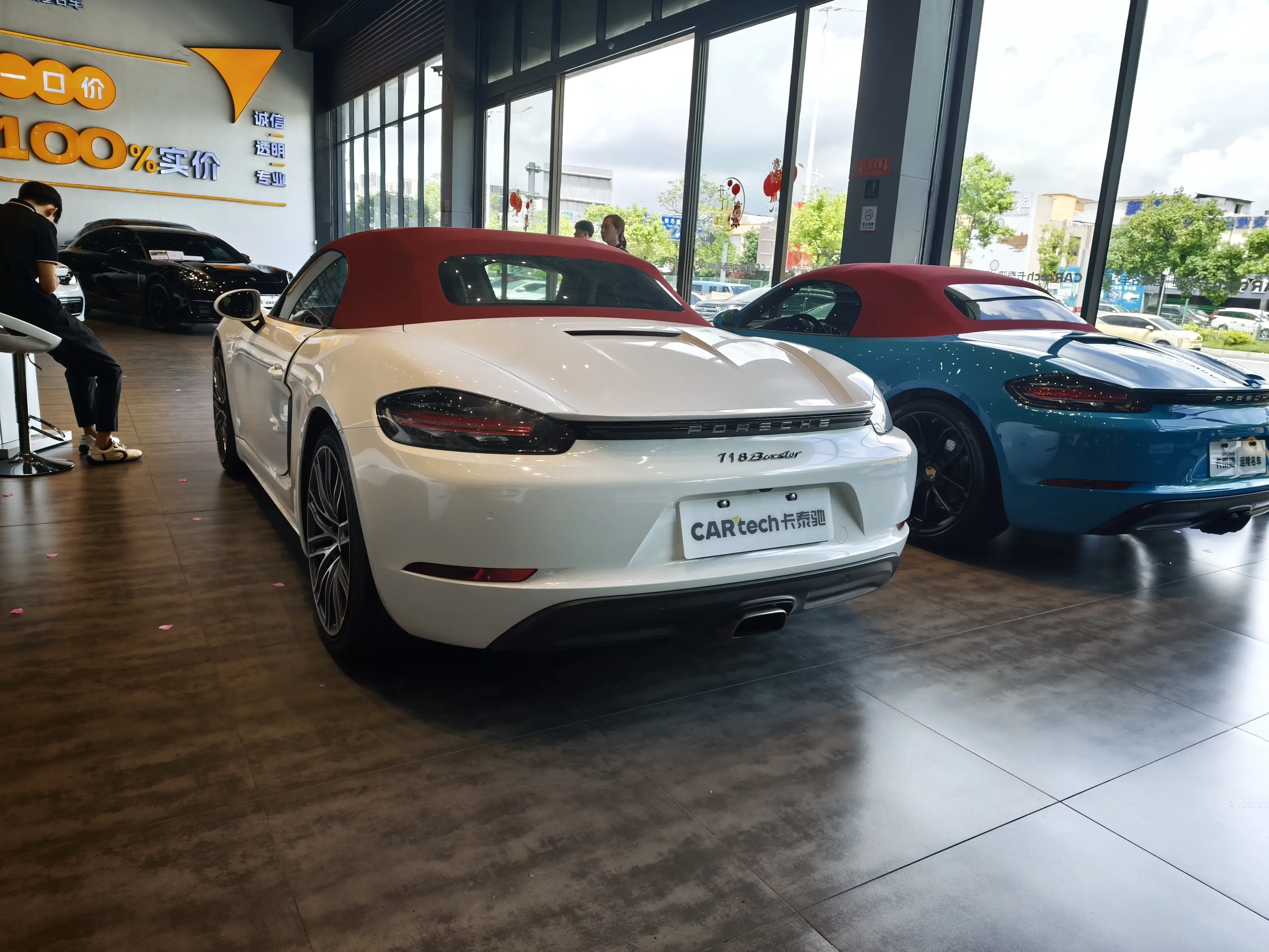 Porsche 718