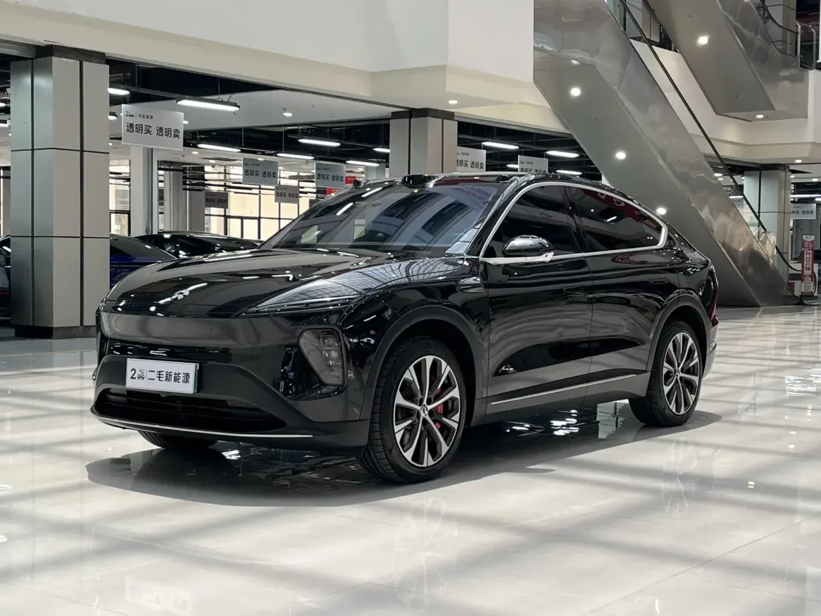NIO EC7