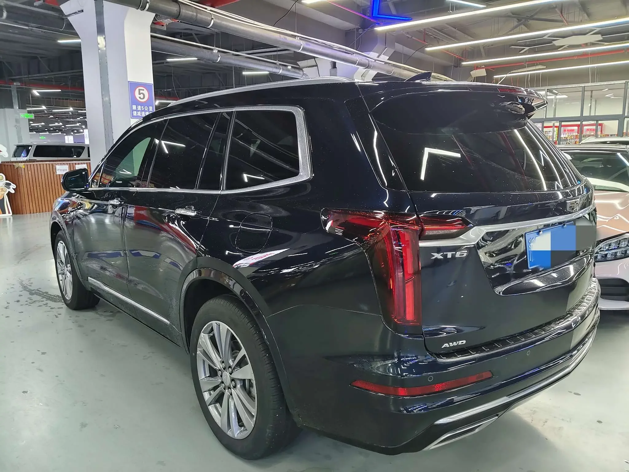 Cadillac XT6