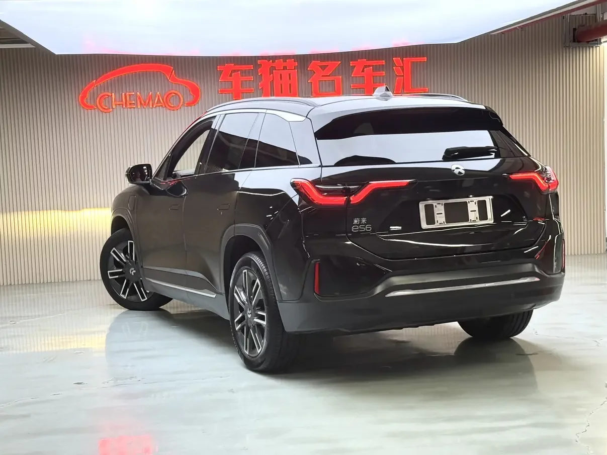 NIO ES6