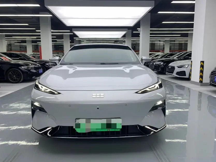 Geely Galaxy E8