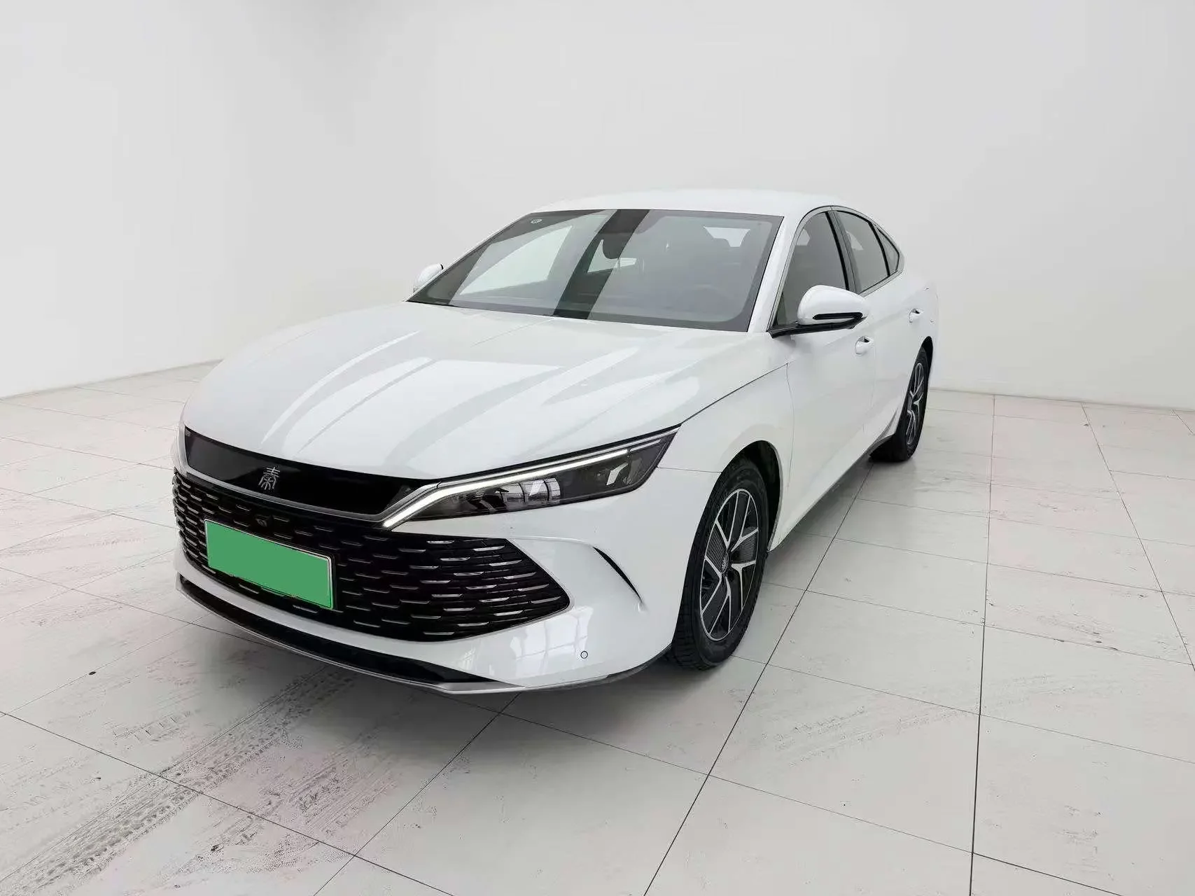 BYD Qin L DM