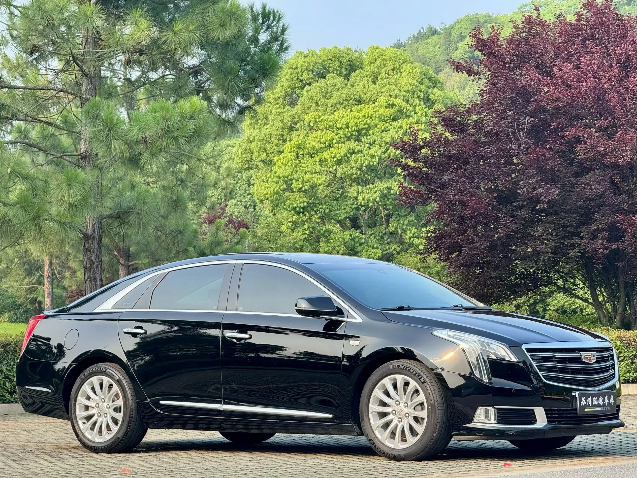Cadillac XTS
