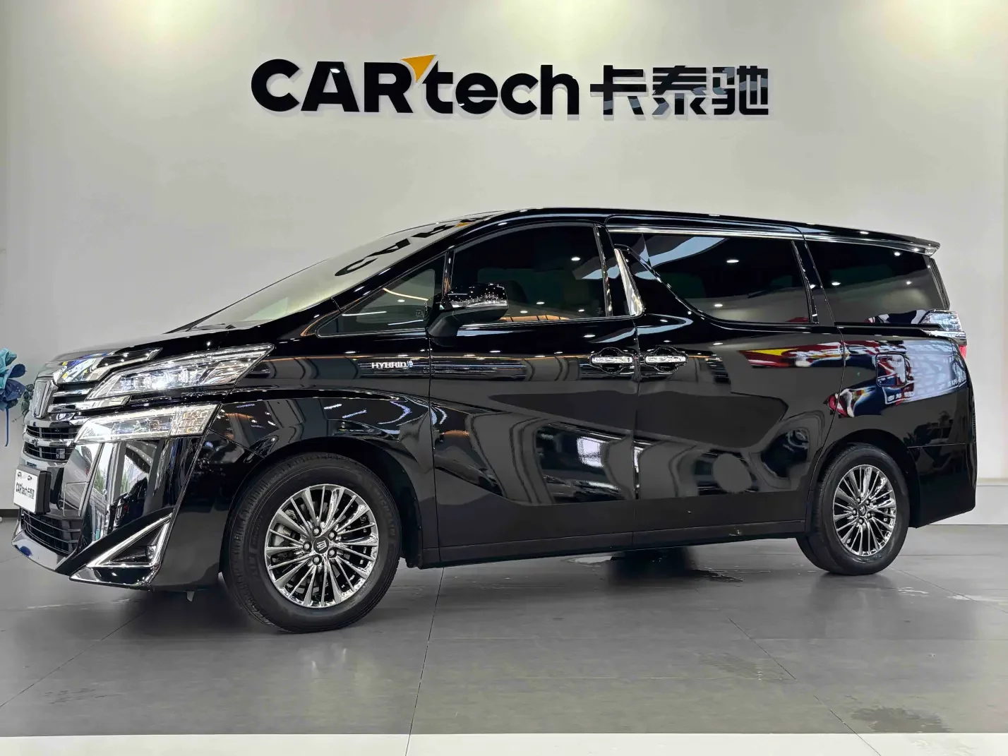 Toyota Crown Wellfire