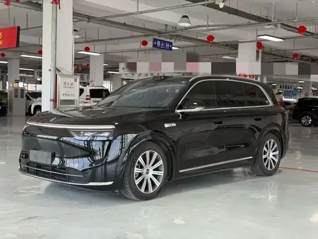 AITO QJM8