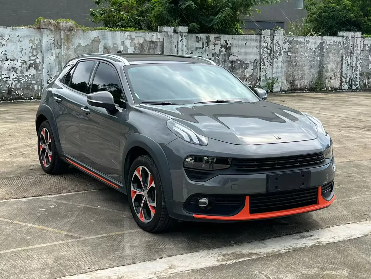 Lynk & Co 02