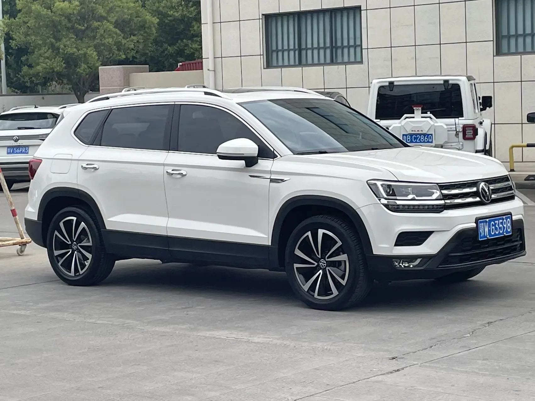 Volkswagen Tharu