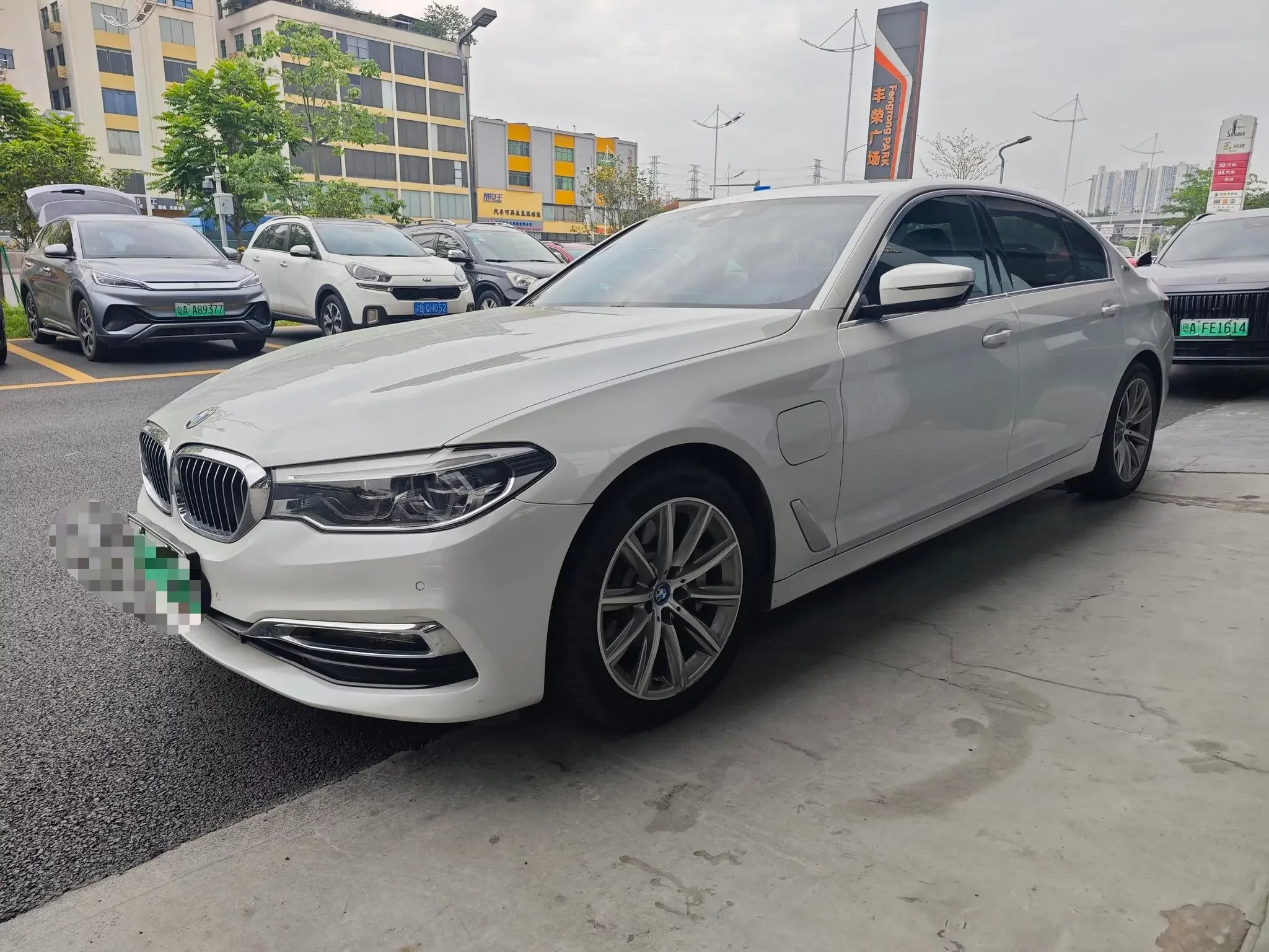 BMW 5 Series PHEV
